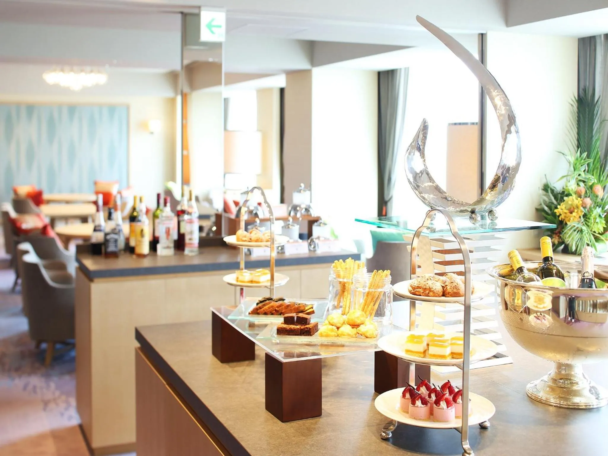 Lounge or bar in Grand Prince Hotel Hiroshima