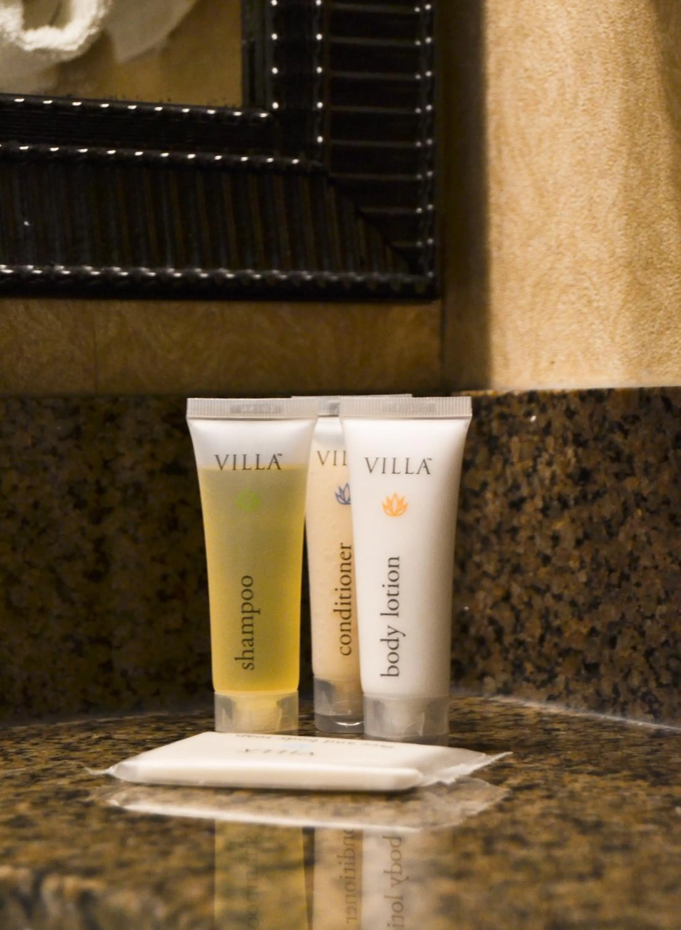 Bathroom in Amenida Residences, Calgary