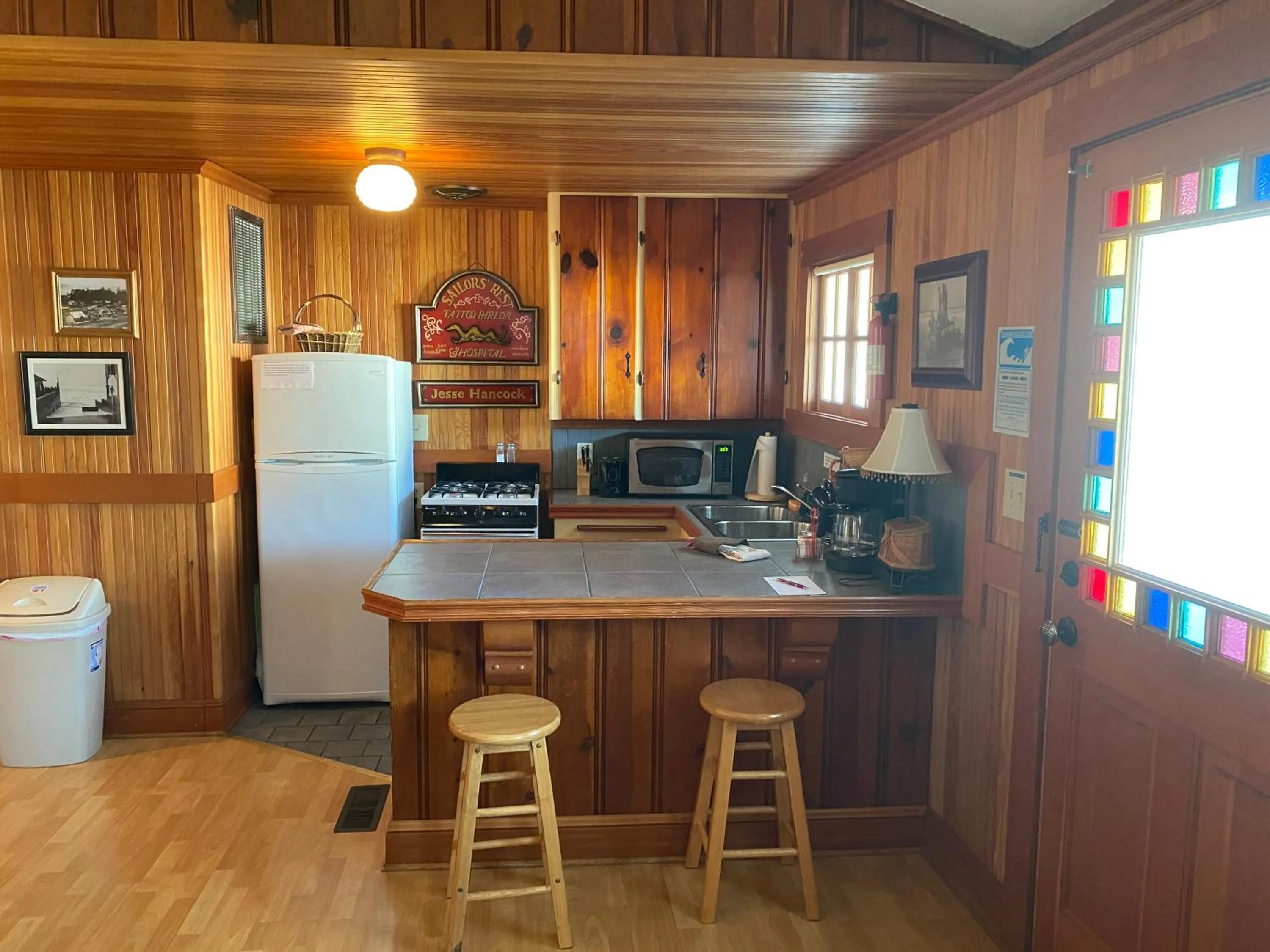 Whistling Winds Motel