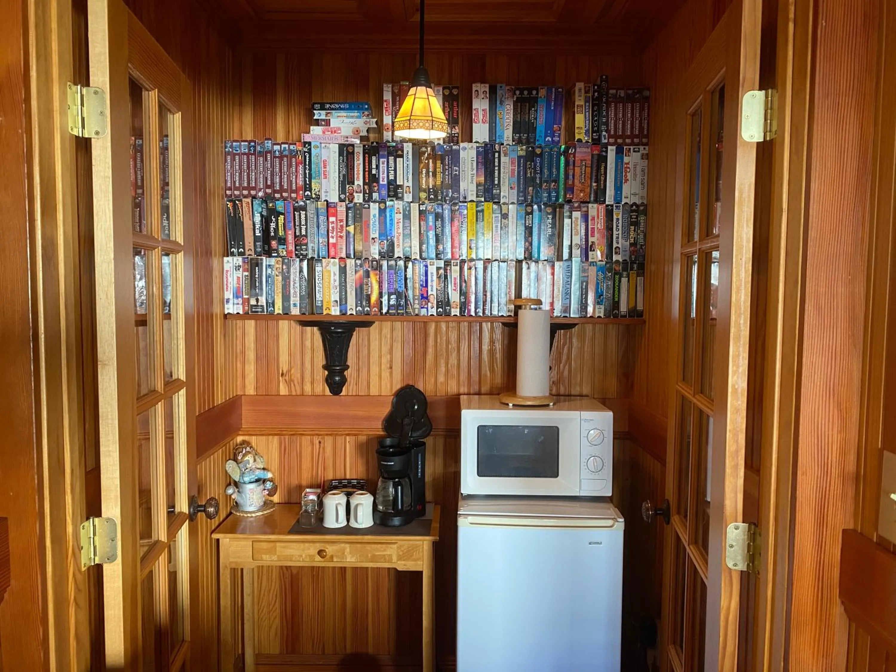 Whistling Winds Motel