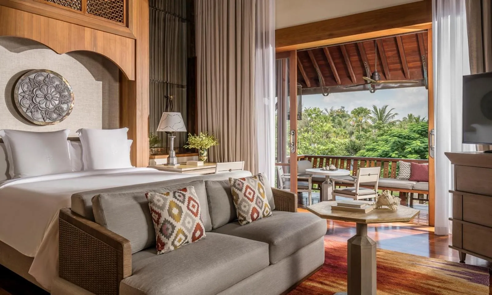 Photo of the whole room in Four Seasons Resort Langkawi