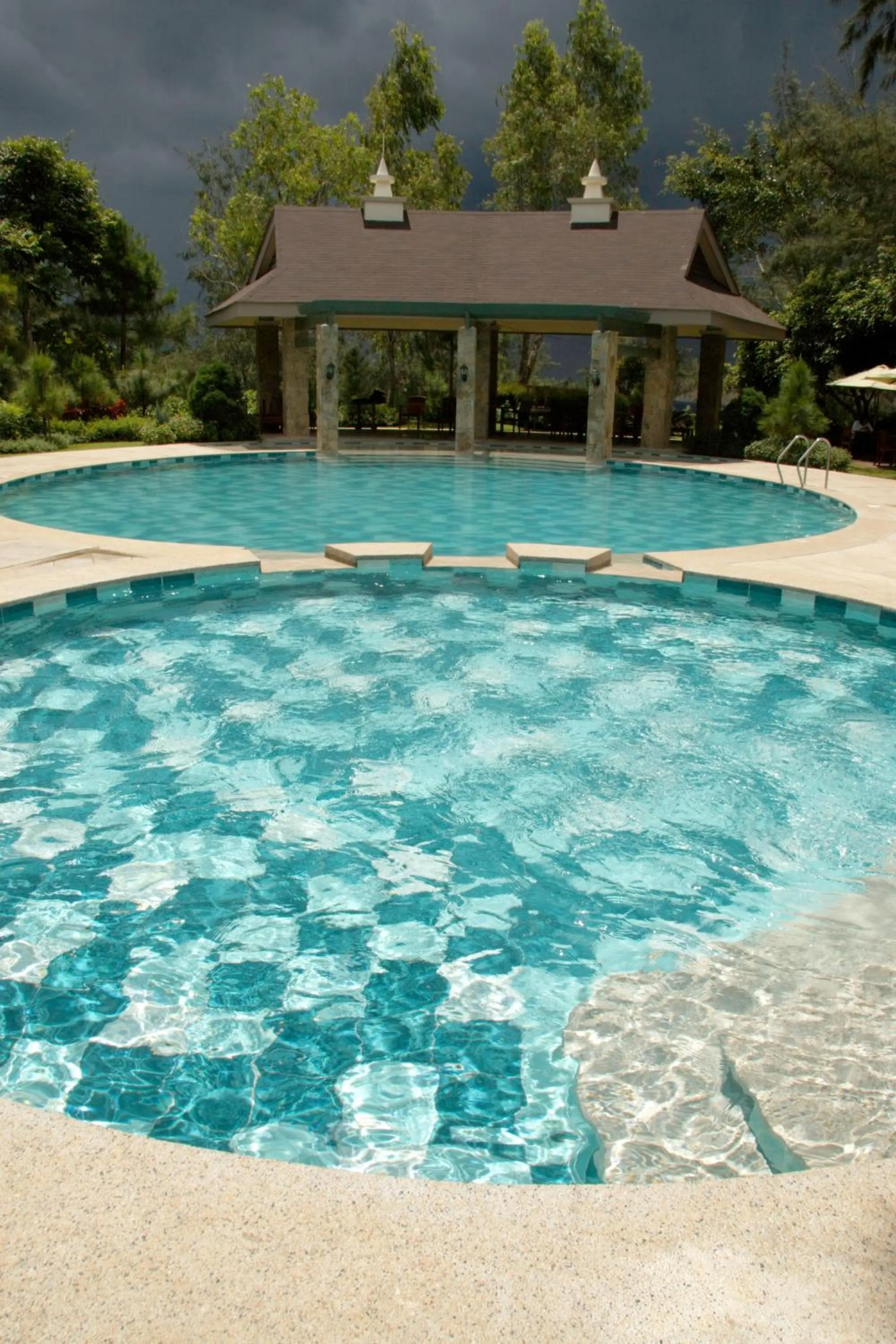 Swimming pool in Crosswinds Resort Suites