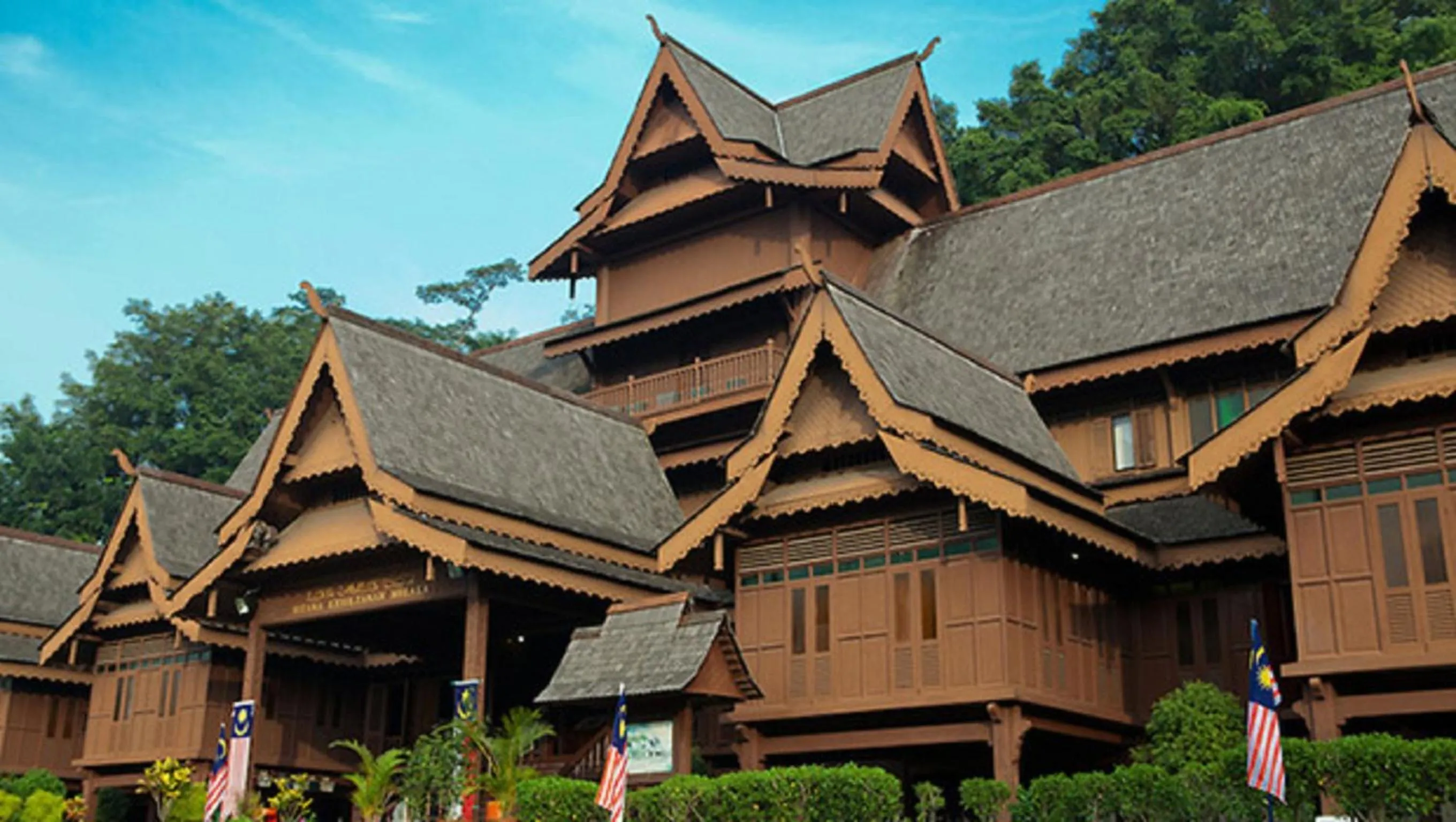 Area and facilities in Hallmark Express Hotel