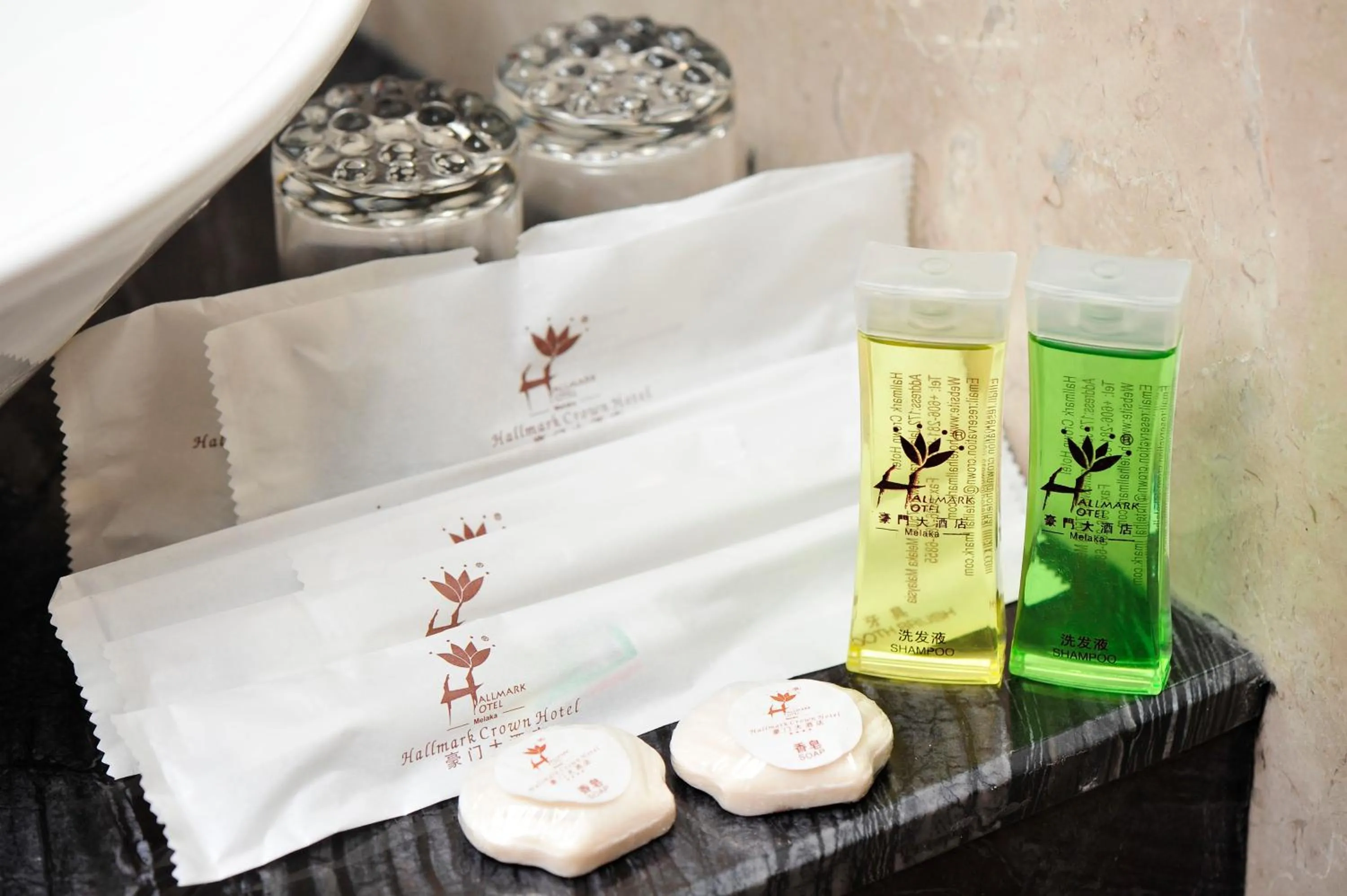 Toilet, Bed in Hallmark Express Hotel