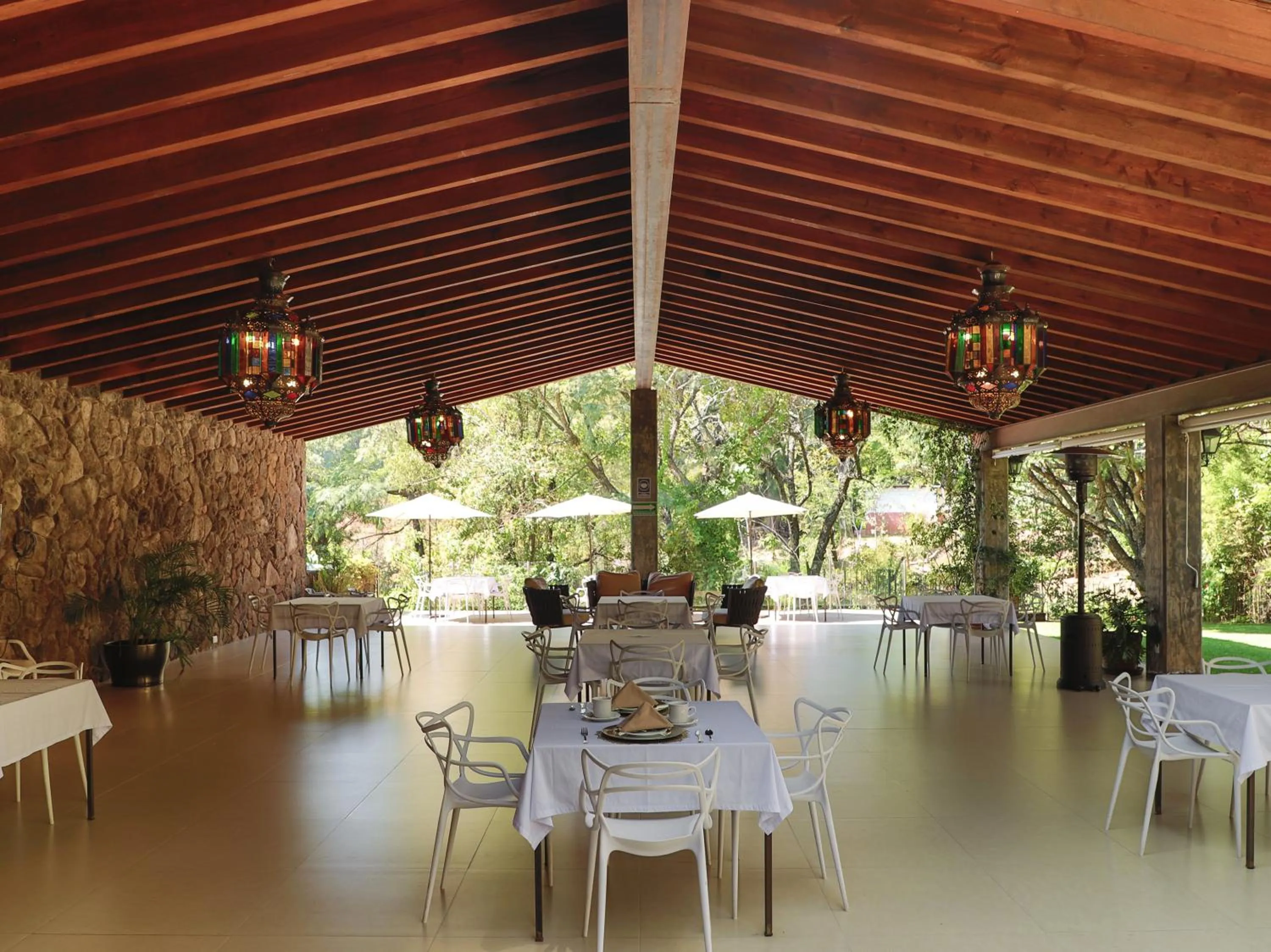 Restaurant/places to eat in Hotel Amate del Rio