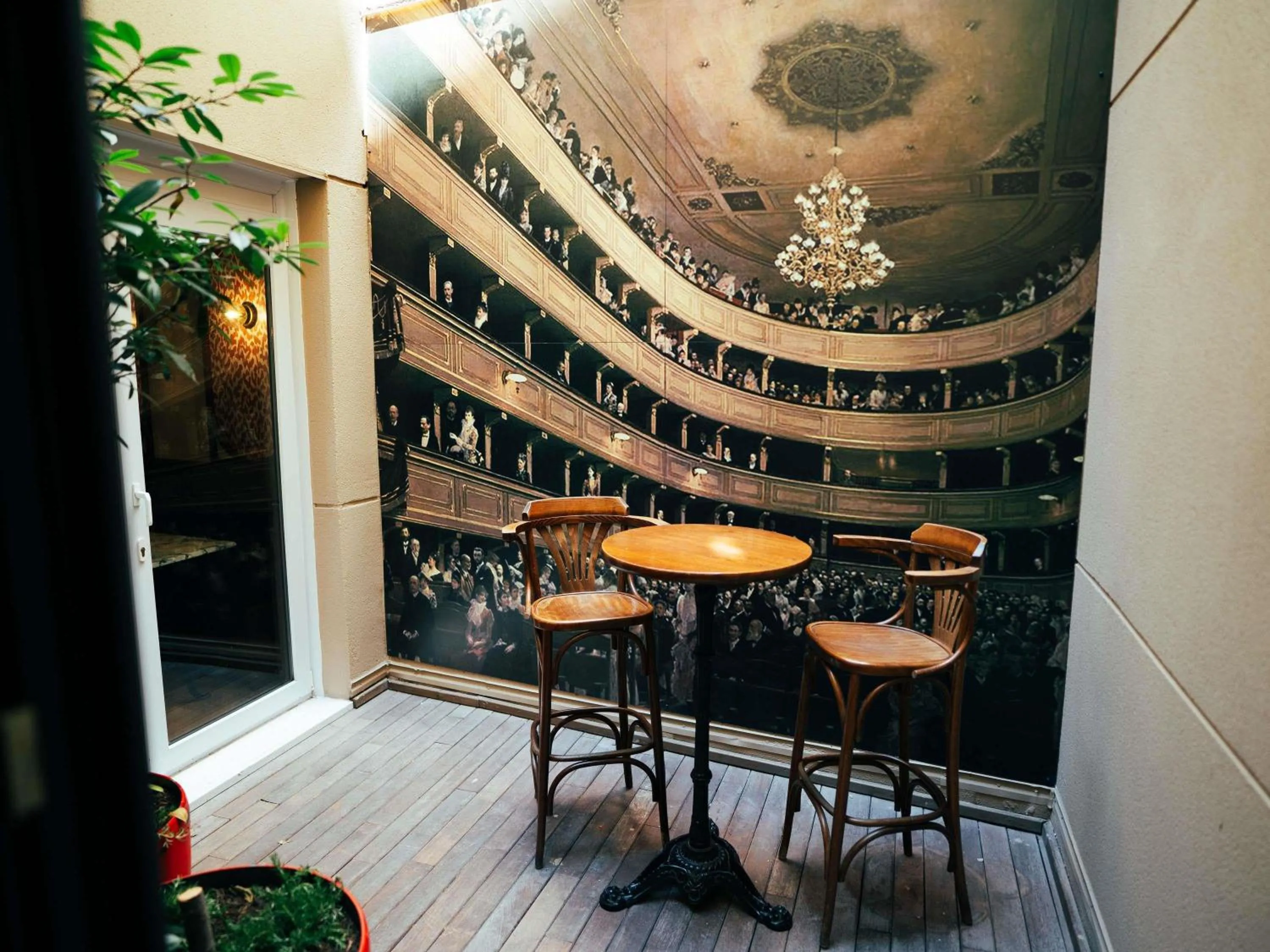 Lounge or bar in Ibis Styles Madrid Centro Maravillas