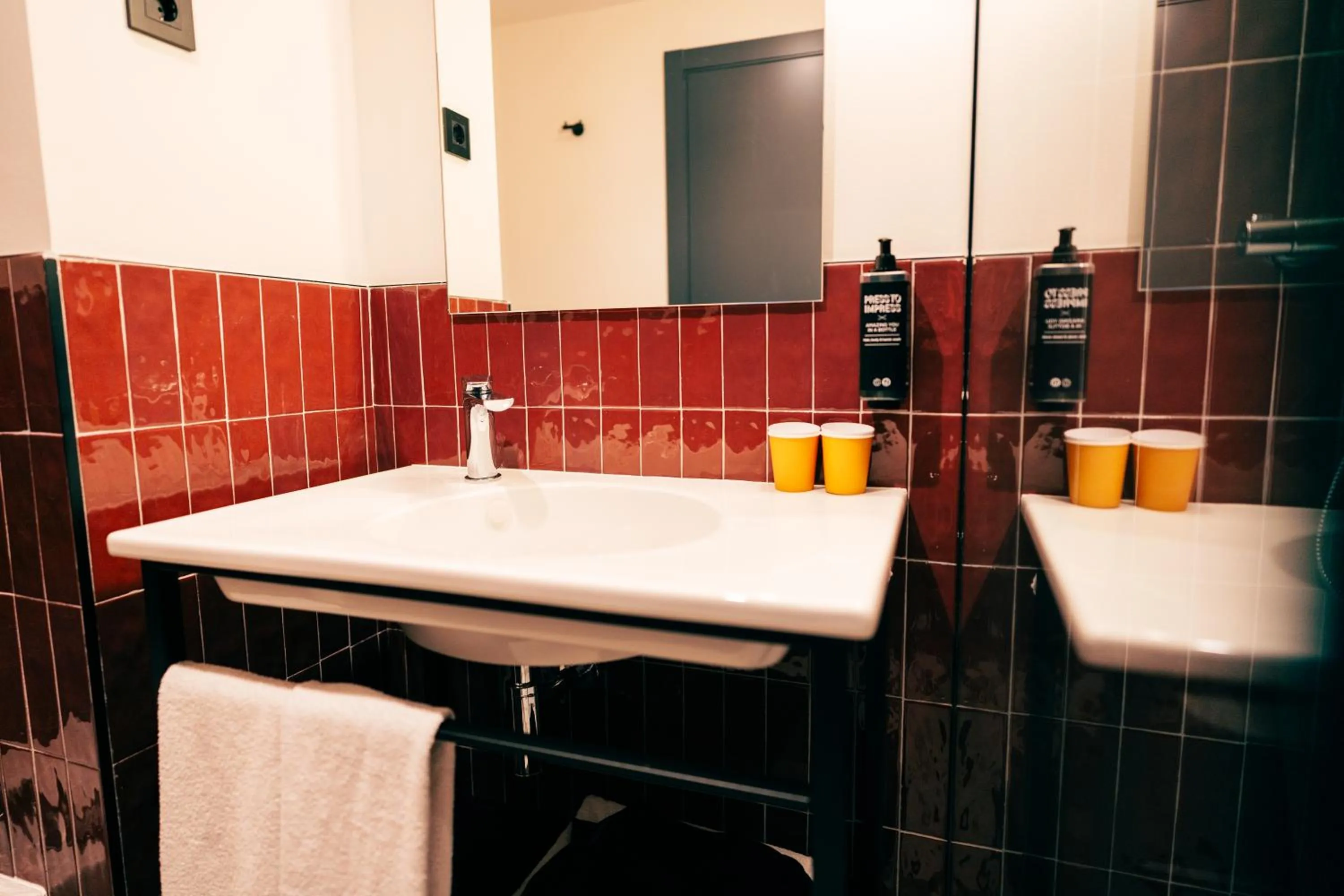 Bathroom in Ibis Styles Madrid Centro Maravillas