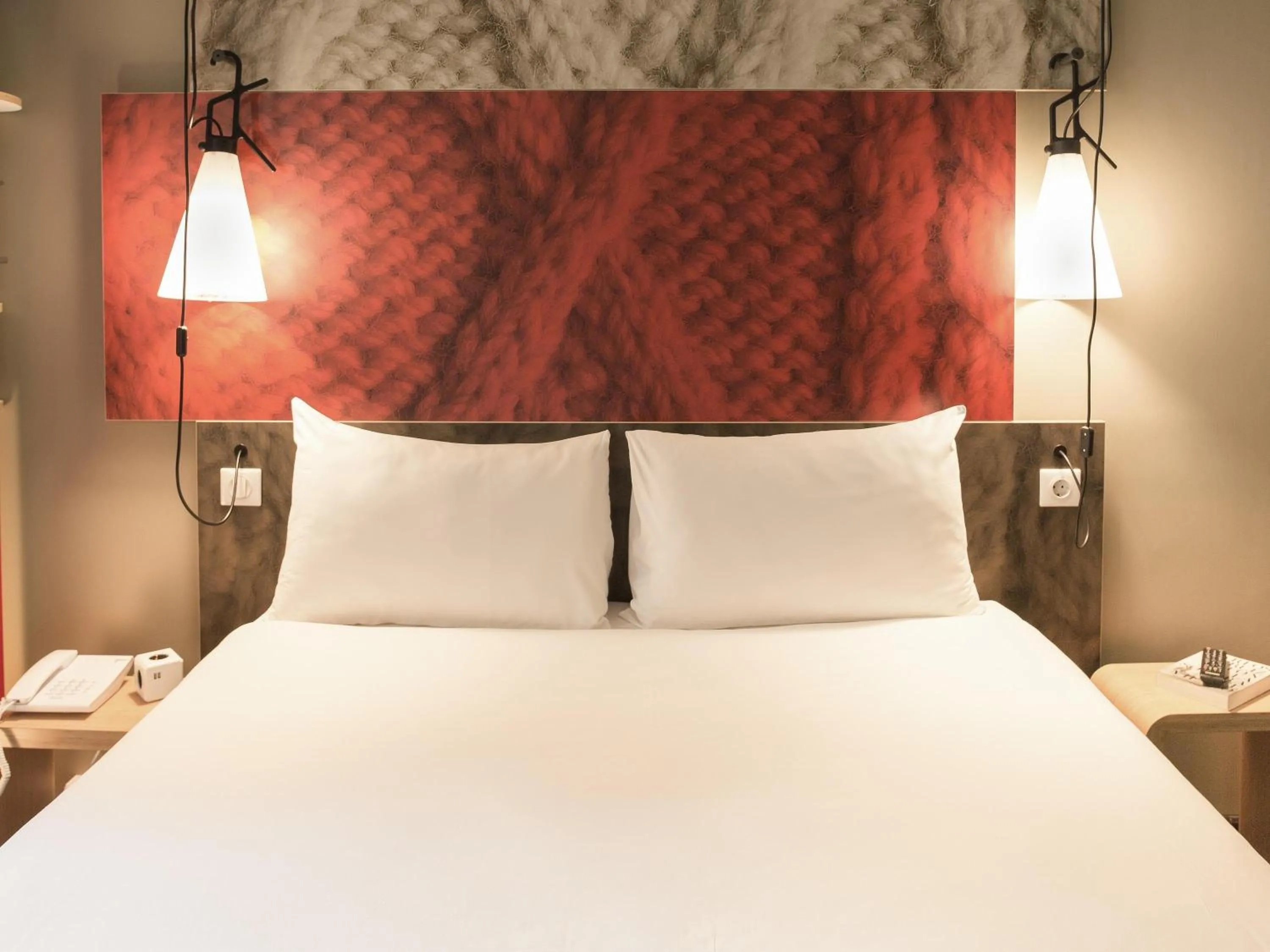 Bedroom, Bed in Ibis Madrid Fuenlabrada