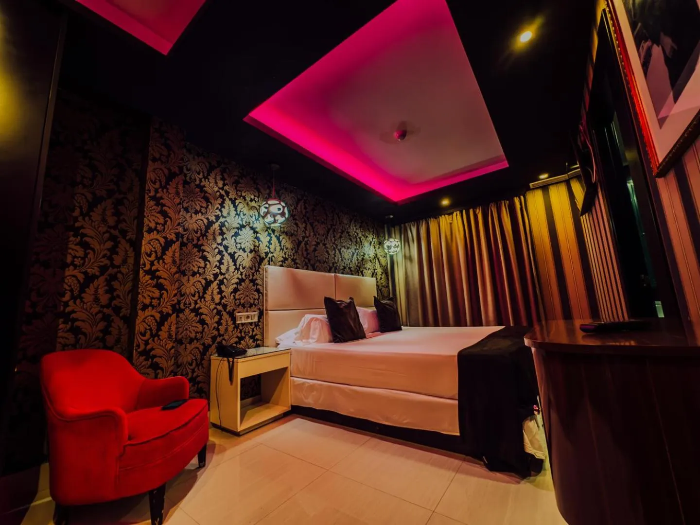 Bed in Hotel Años 50