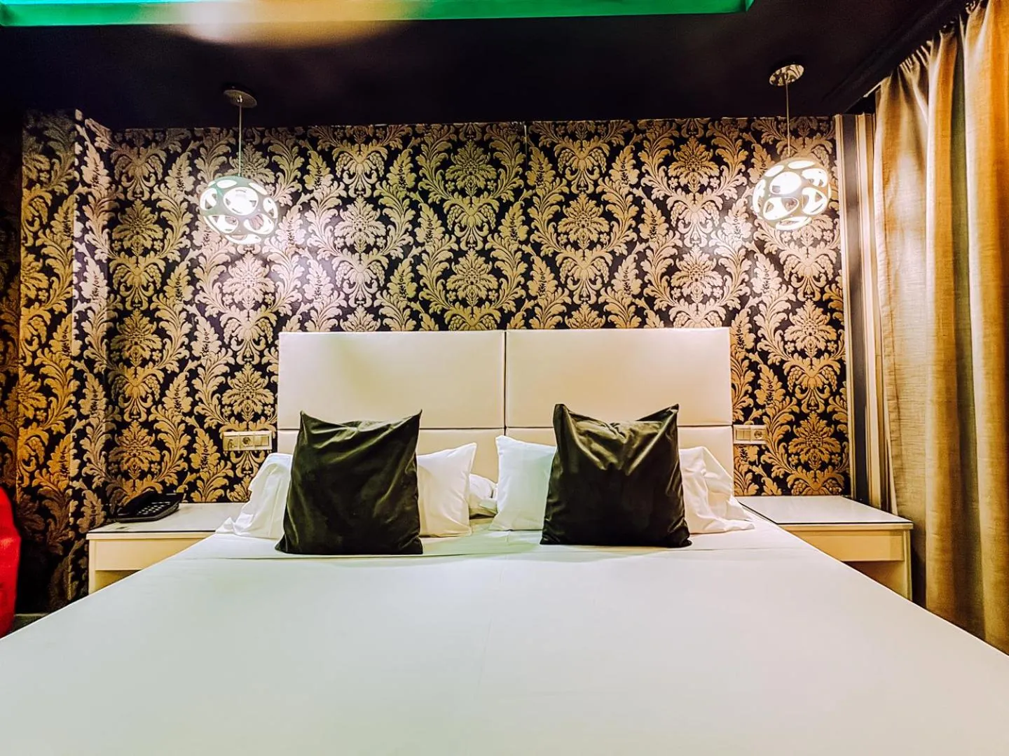 Bed in Hotel Años 50