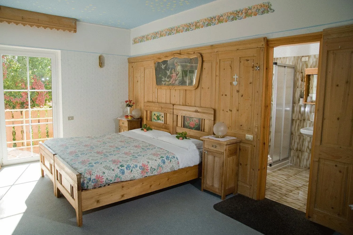 Photo of the whole room, Bed in Hotel Rosa Resort