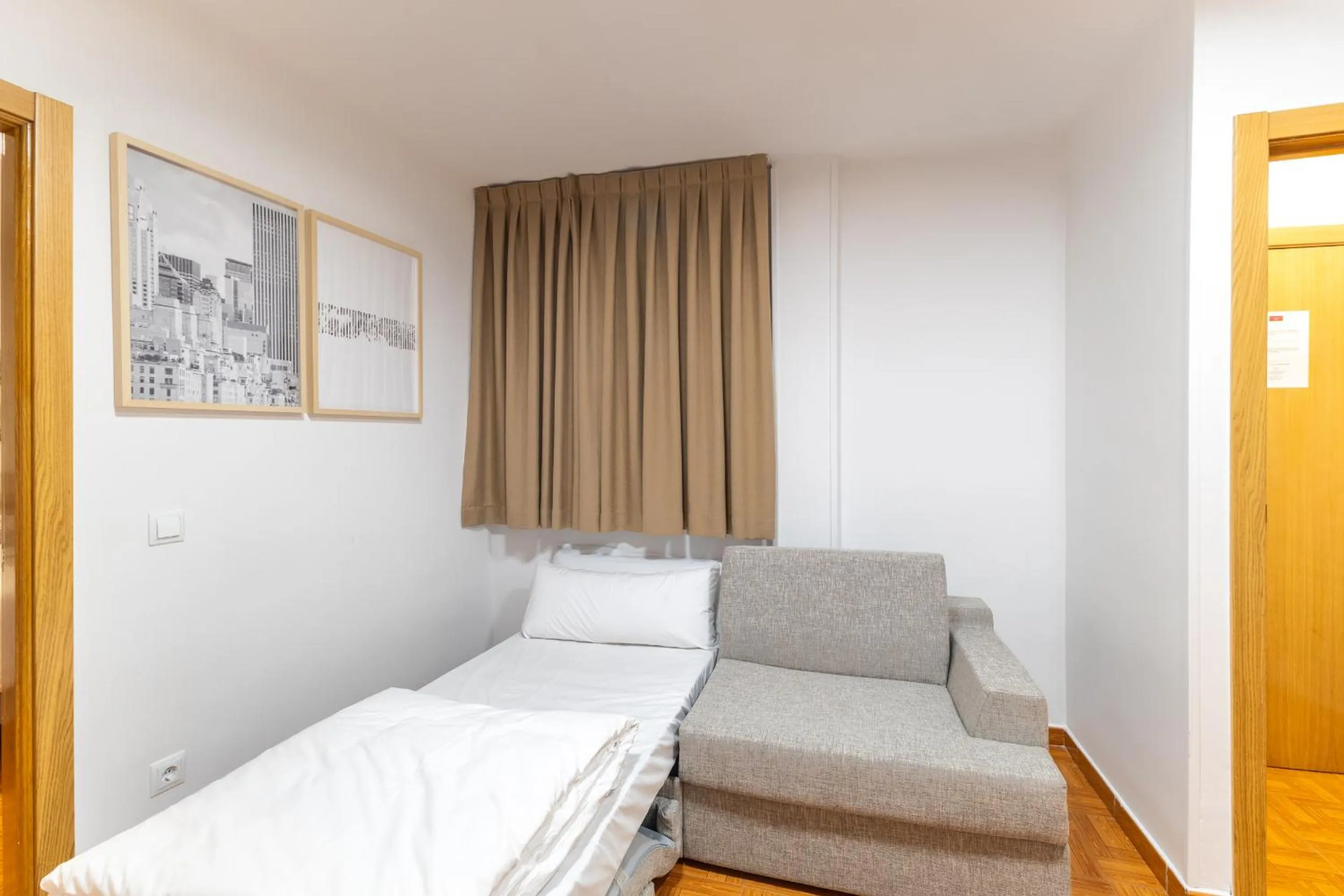 Bed in Apartamentos Madrid