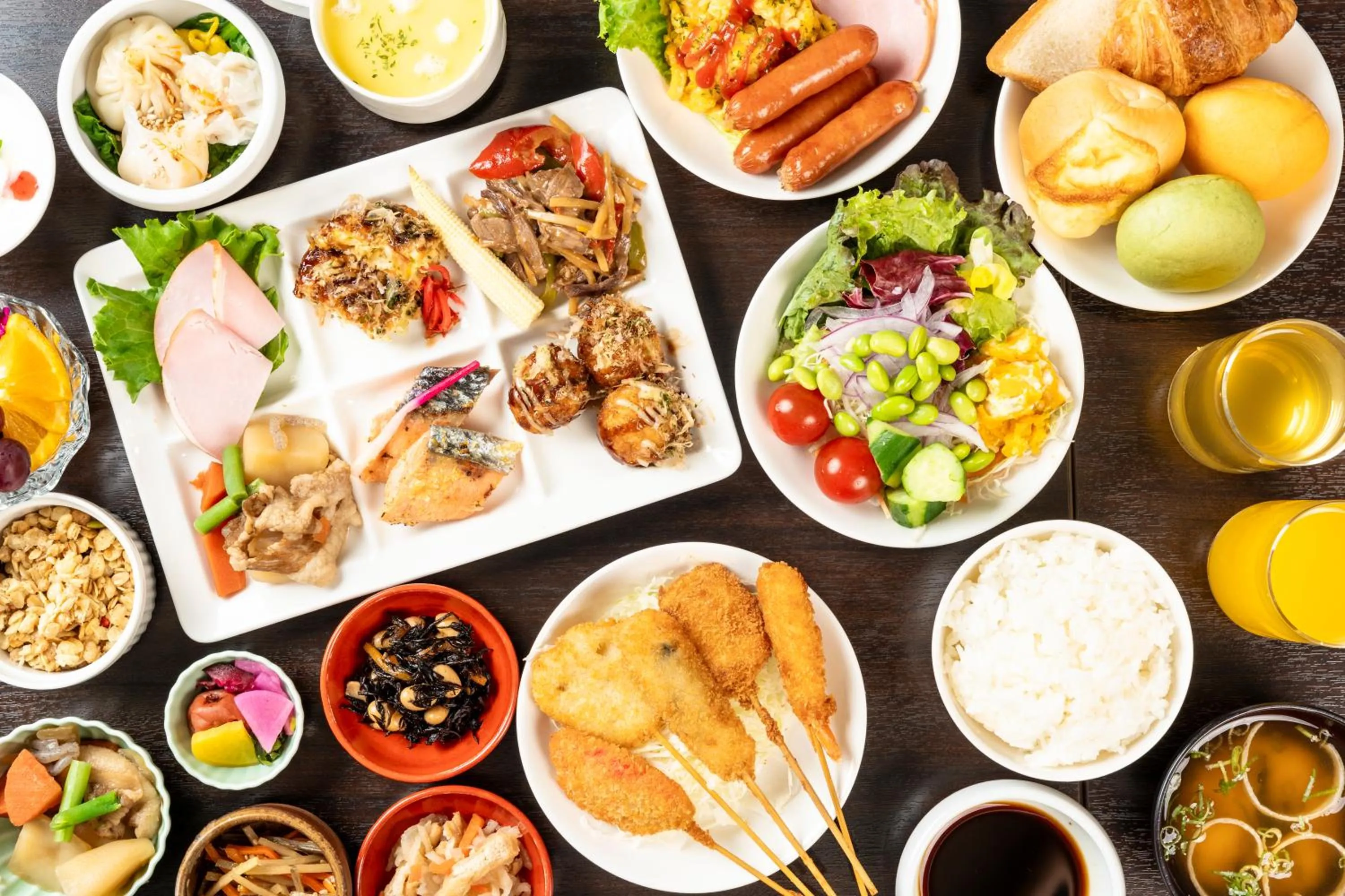 Buffet breakfast in Best Western Osaka Tsukamoto