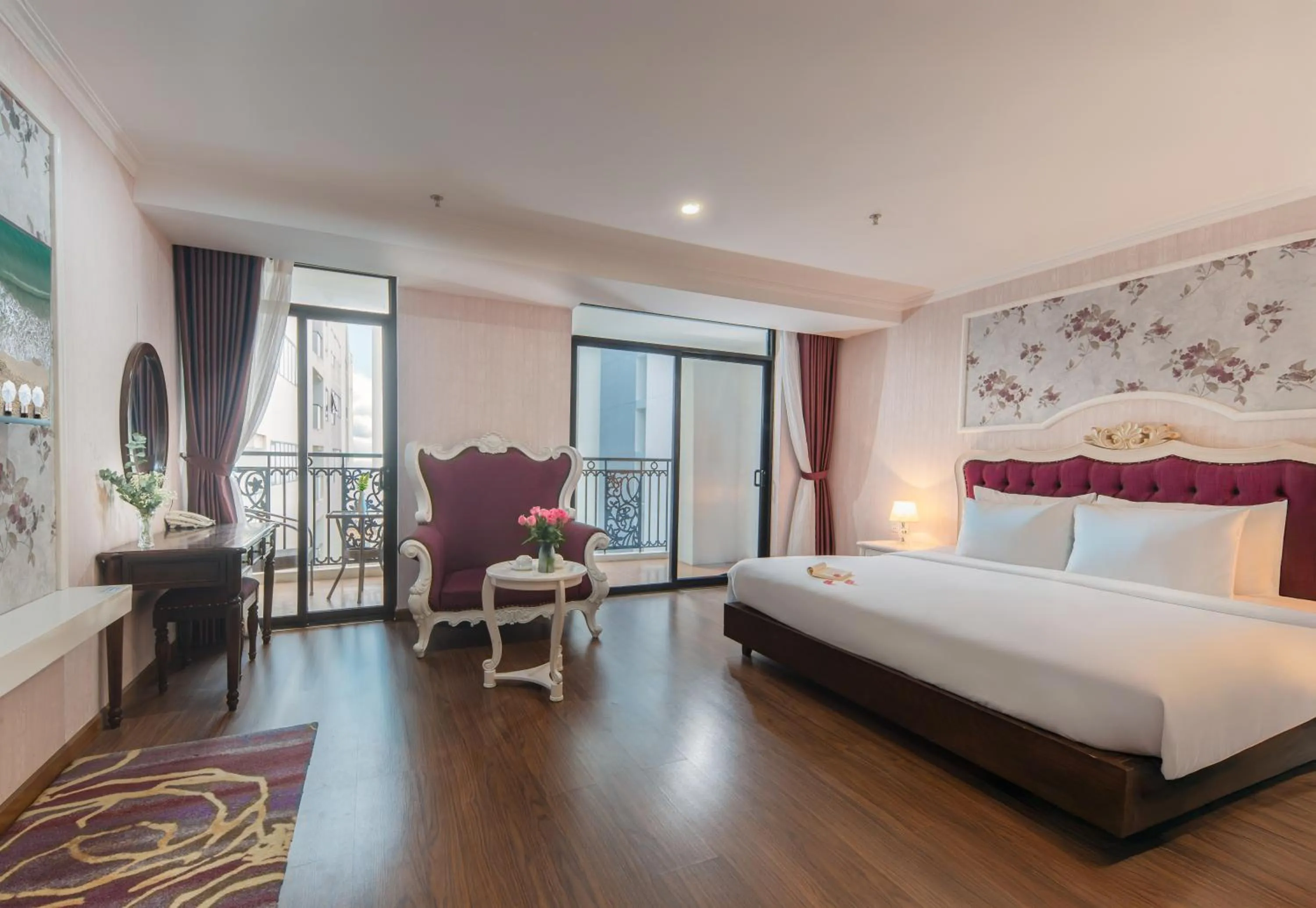 Bed in Bonjour Nha Trang Hotel