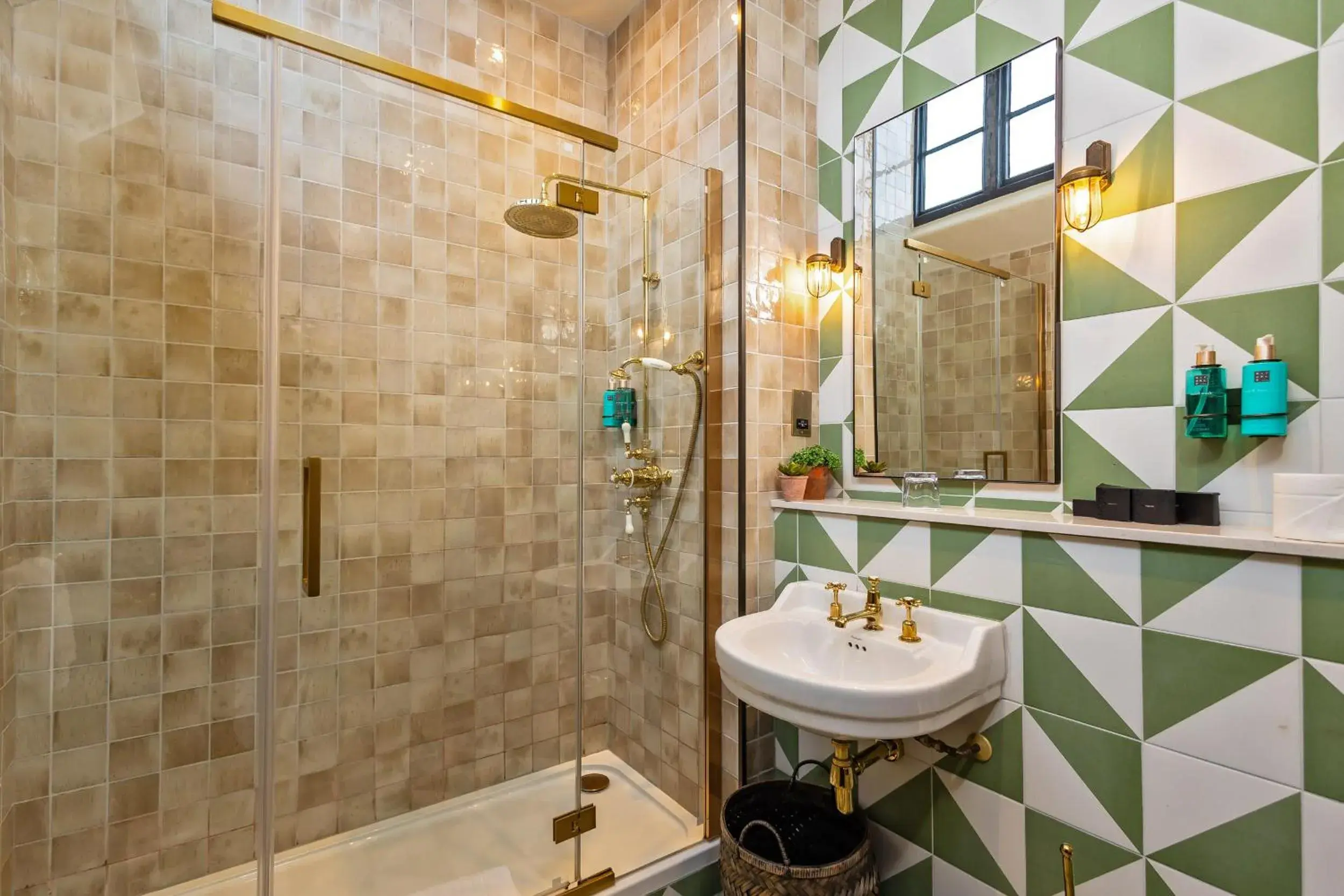 King Room in Salisbury Arms Hotel King Room in Salisbury Arms Hotel