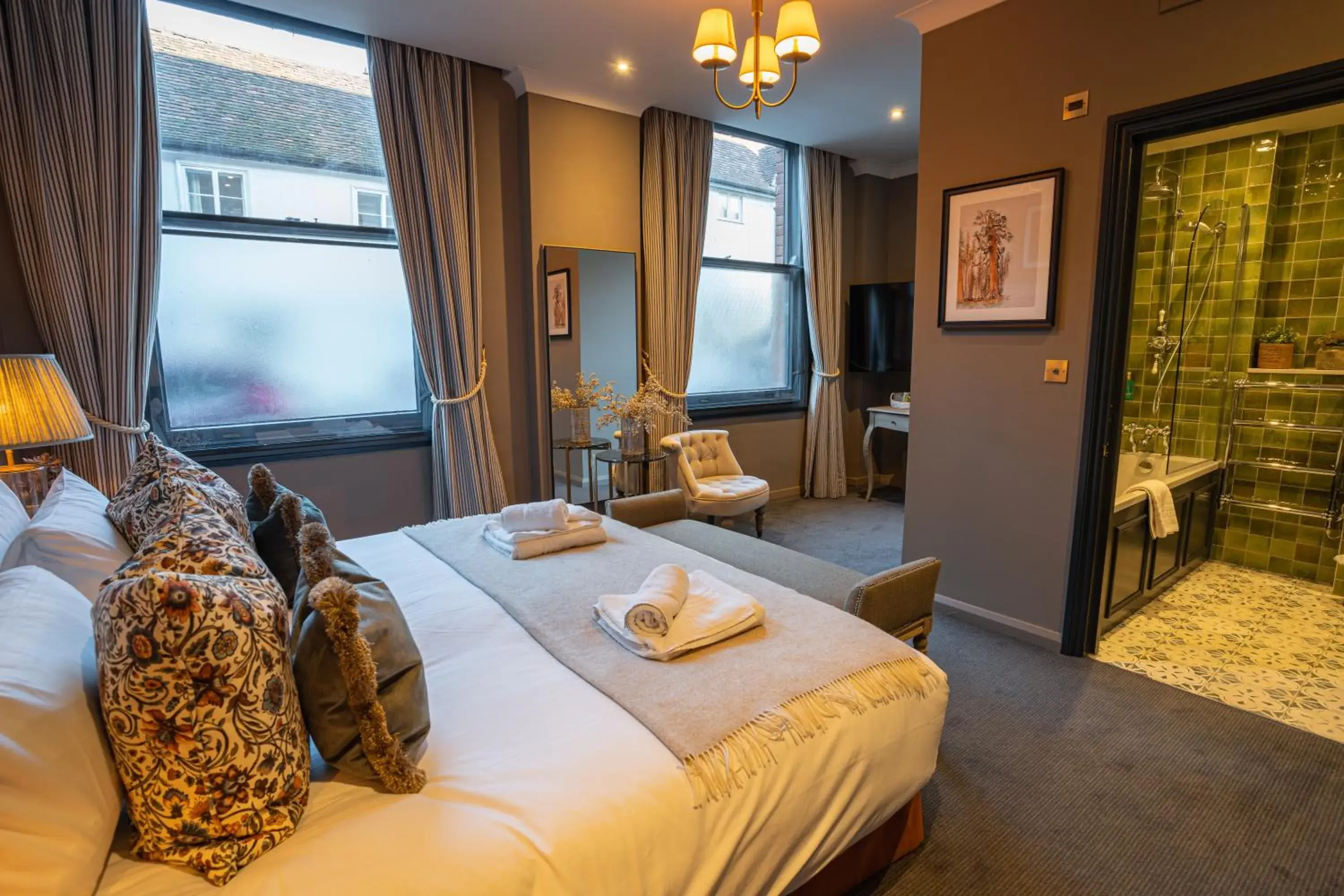 King Room - Disability Access in Salisbury Arms Hotel King Room - Disability Access in Salisbury Arms Hotel