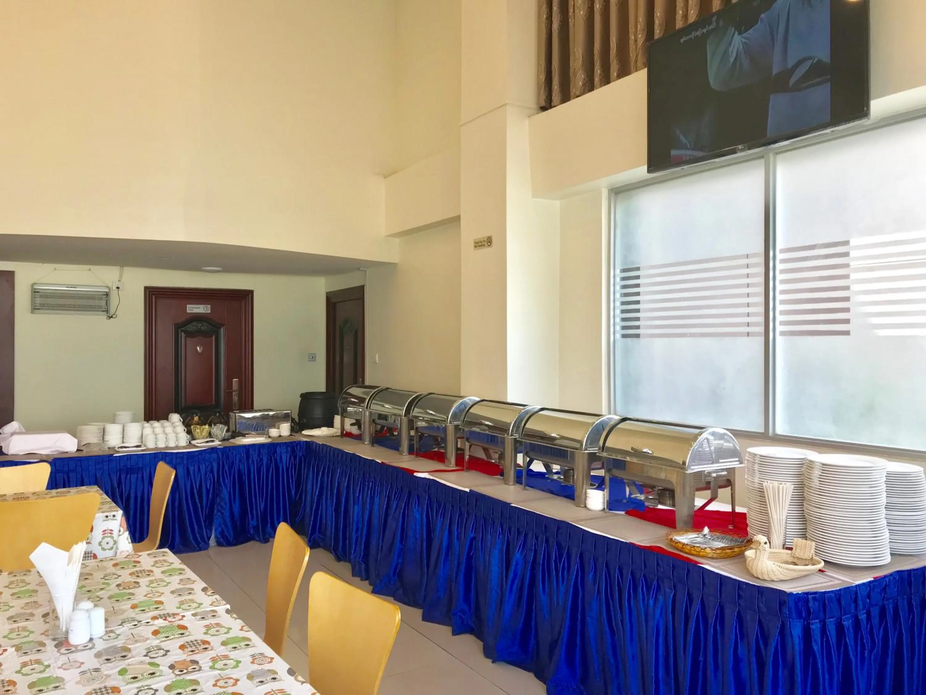 Hotel Broadway Yangon