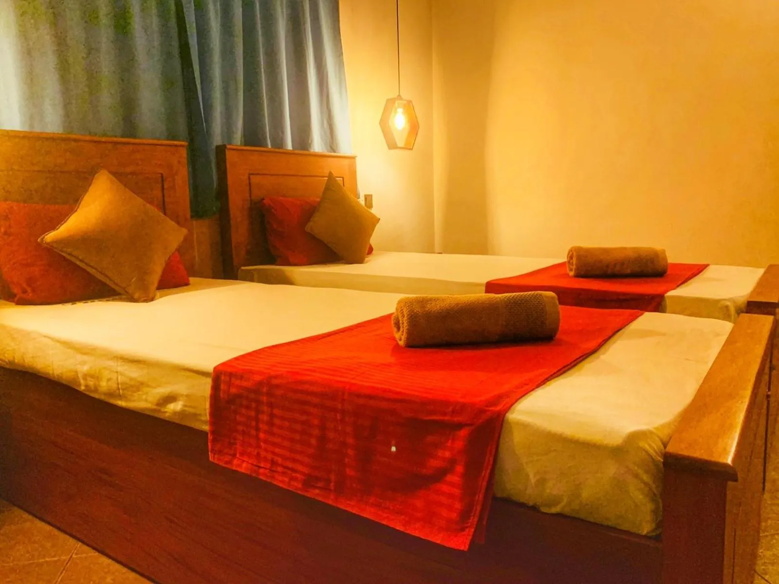 Bedroom, Bed in Guesthouse Panorama