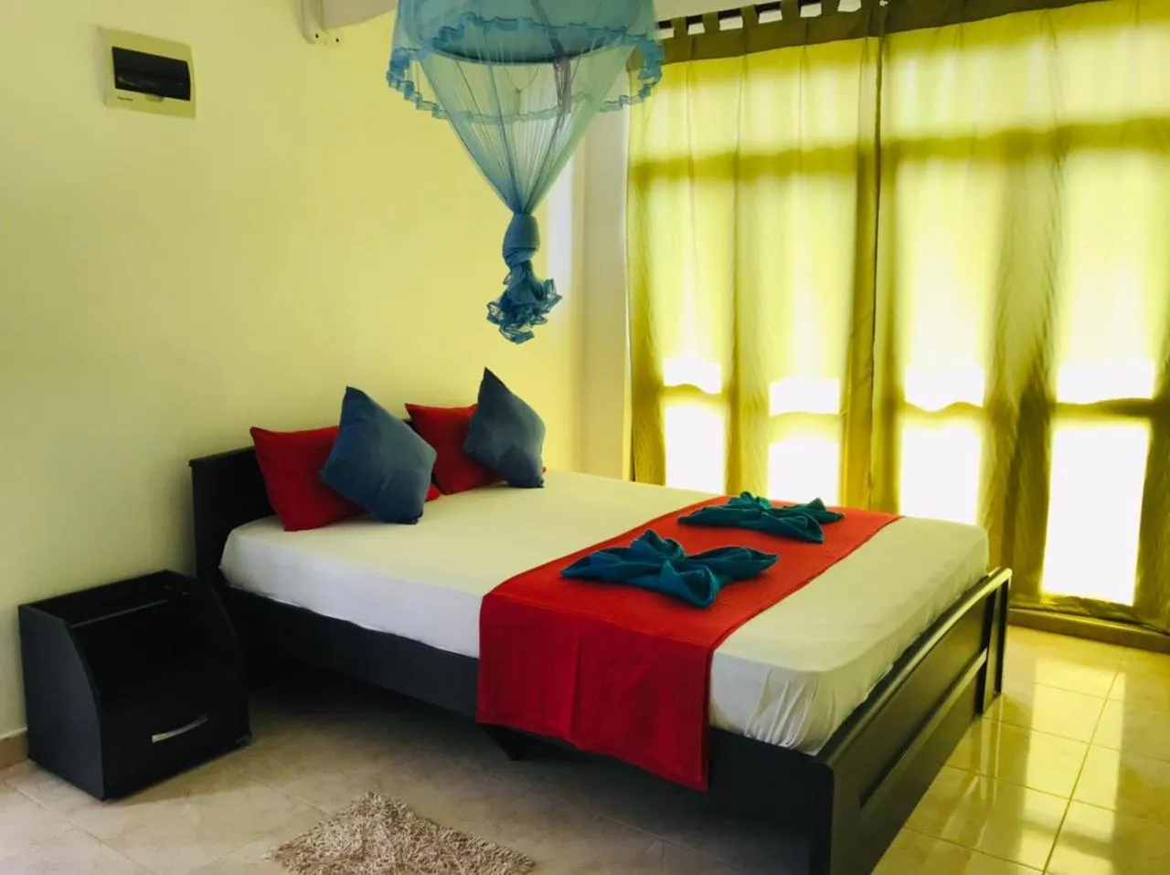 Bedroom, Bed in Guesthouse Panorama