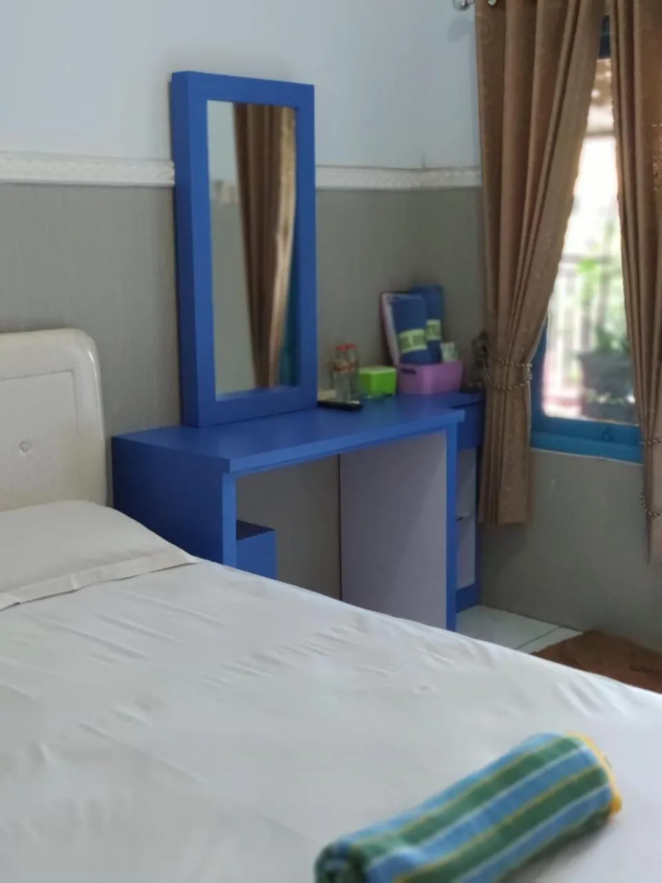 Bed in Hotel Boegenviel Syariah