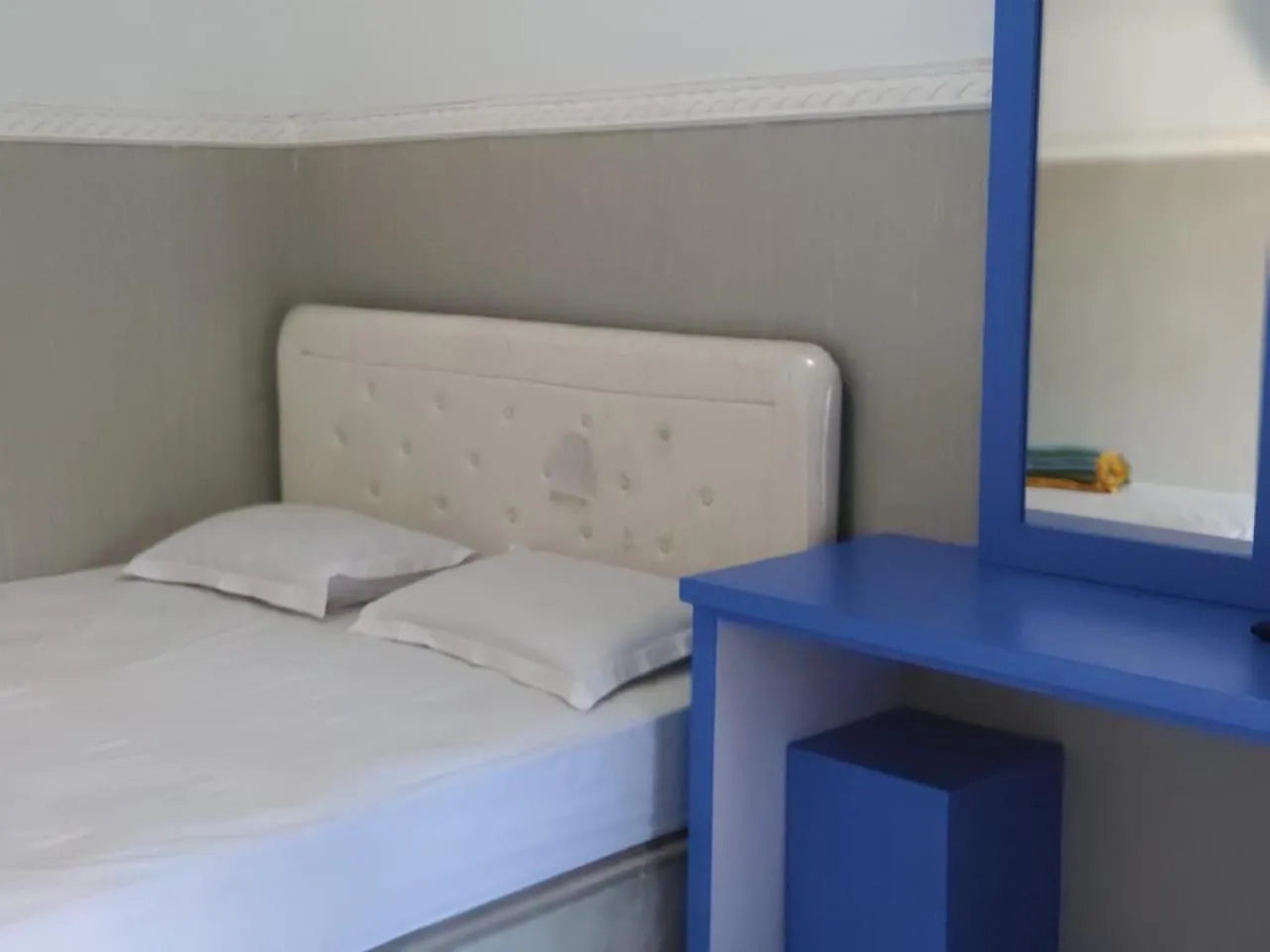 Bed in Hotel Boegenviel Syariah