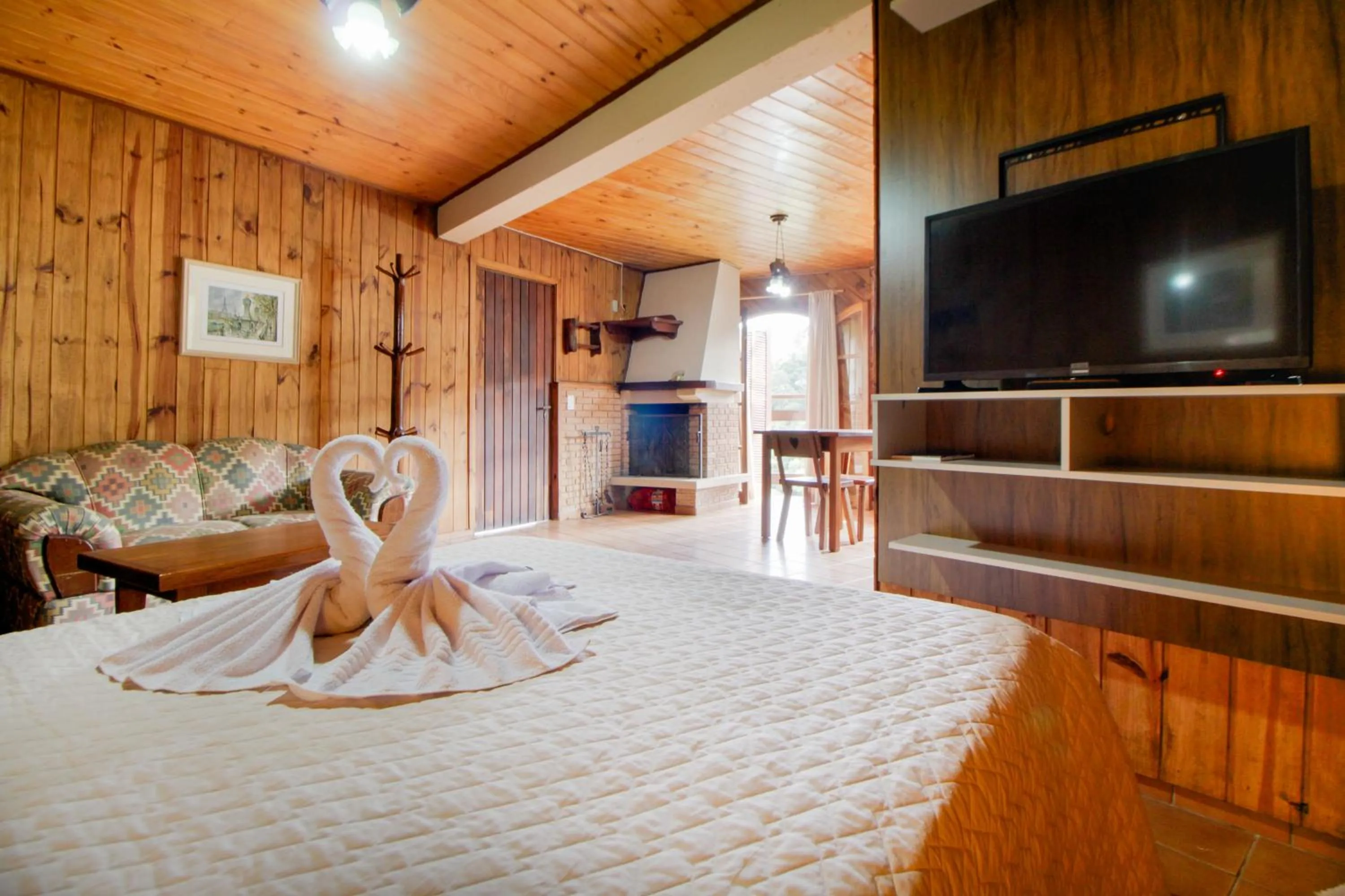 TV and multimedia, Bed in VELINN Pousada Villa Do Sol