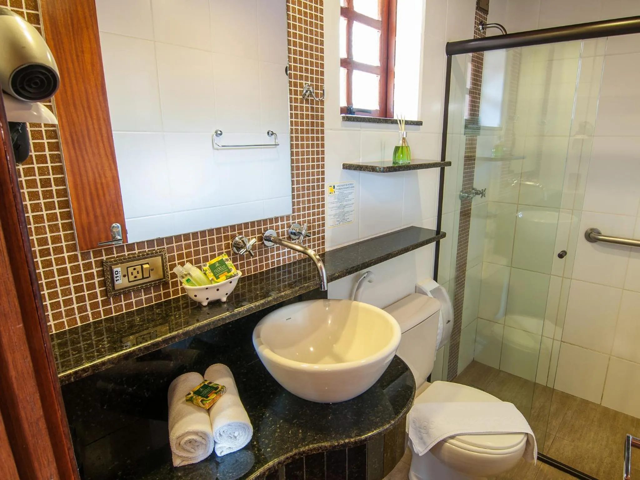 Bathroom in Pousada Aguia Dourada