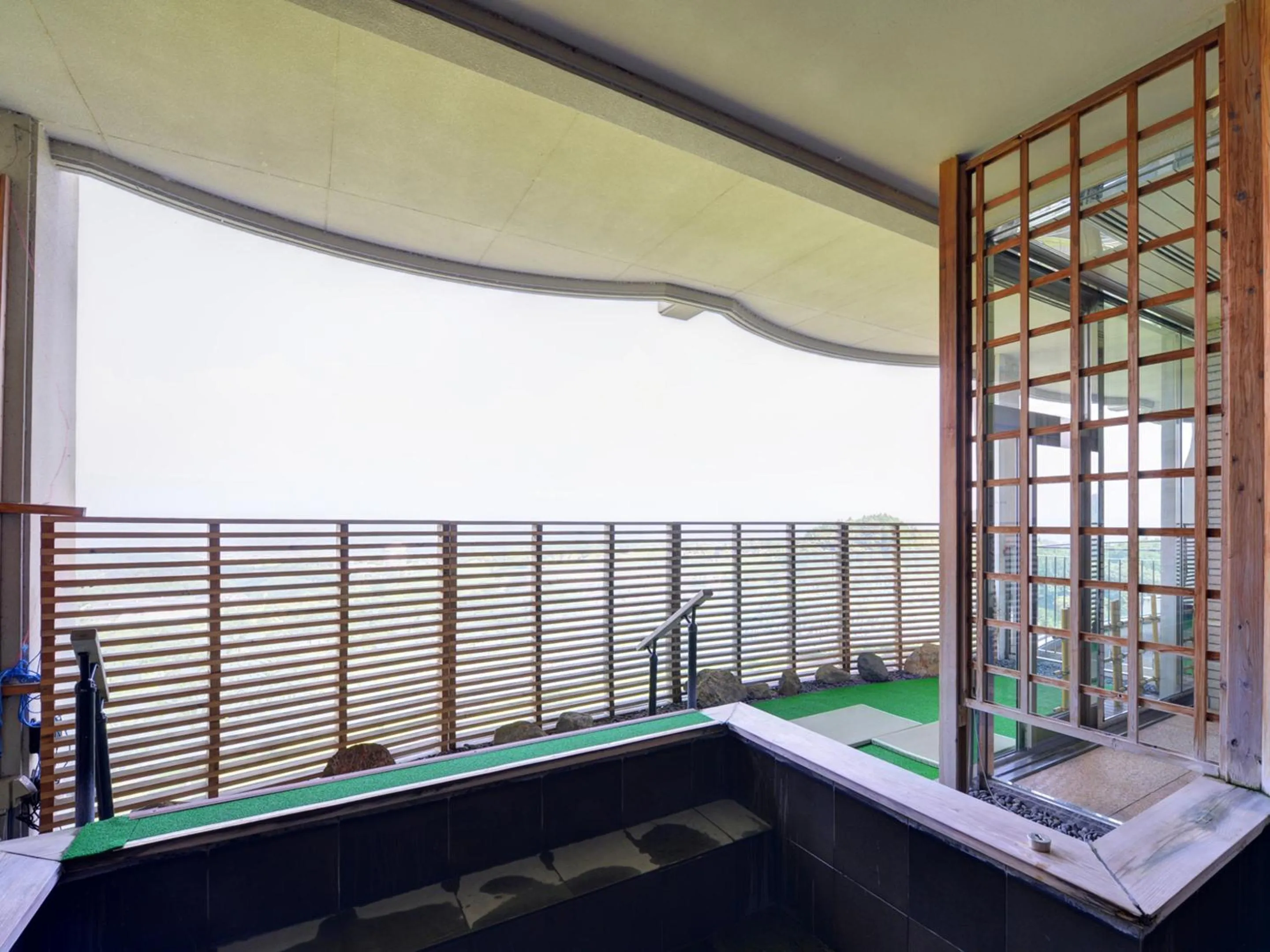 Open Air Bath in Cocopa Resort Club