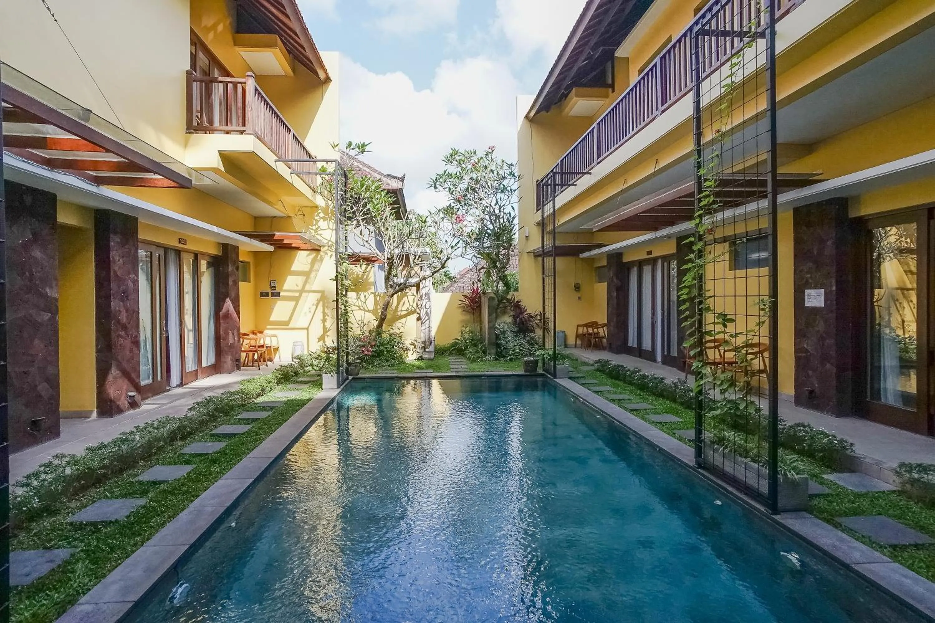 Swimming pool in Toya Villa Ubud