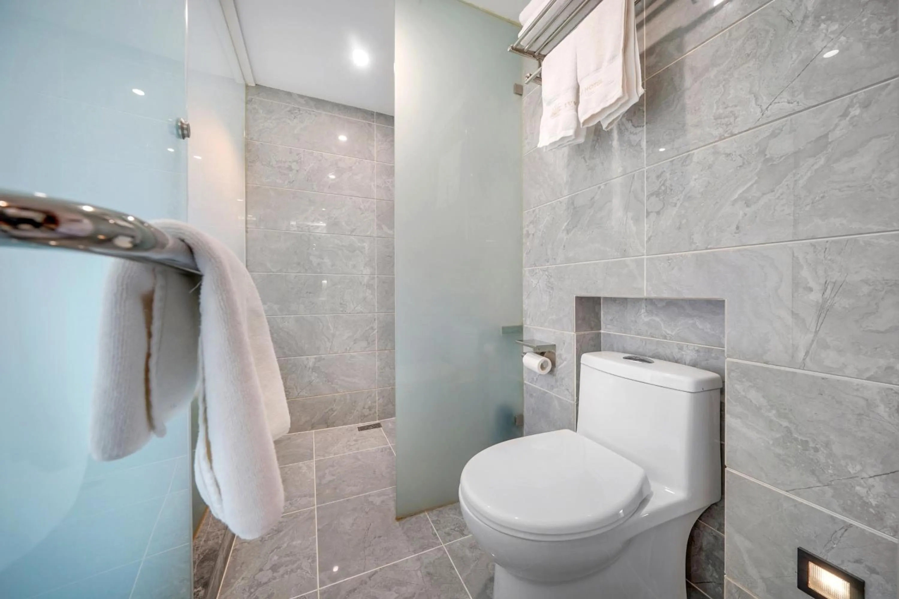 Bathroom in Harbin Joy Boutique Hotel