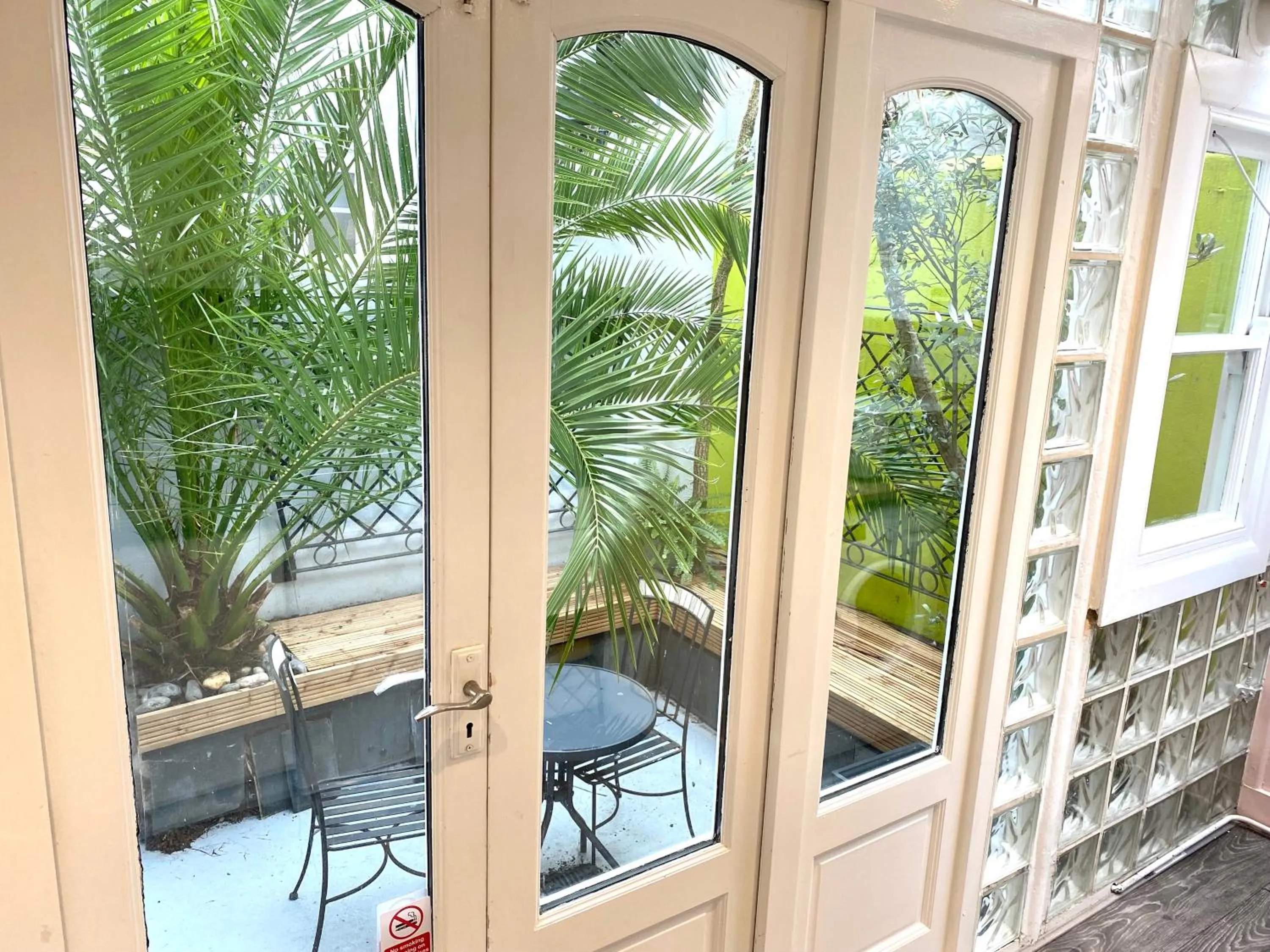 Patio in Guest And The City