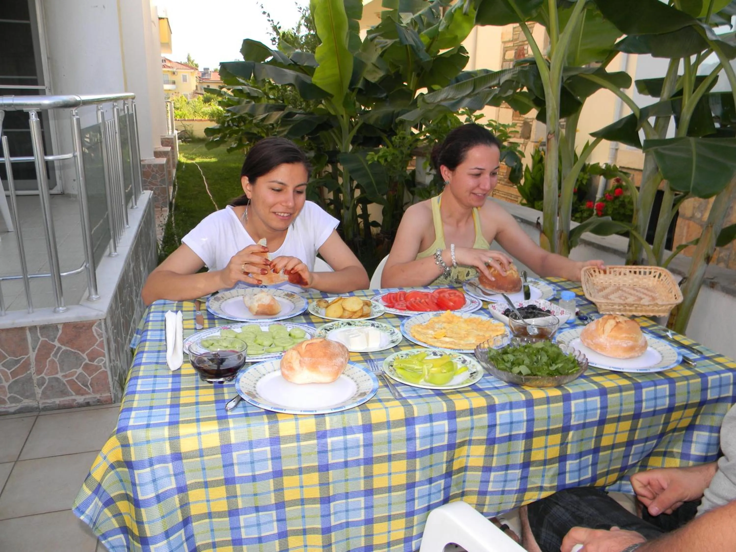 Garden in Karaca Apart Hotel