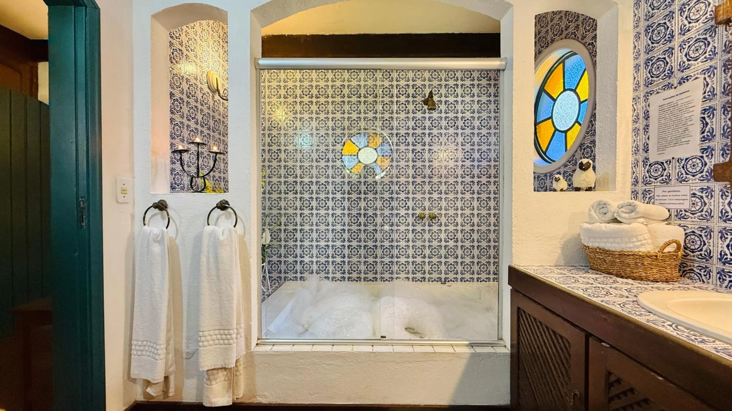 Hot Tub in Pousada Villa D'Amore