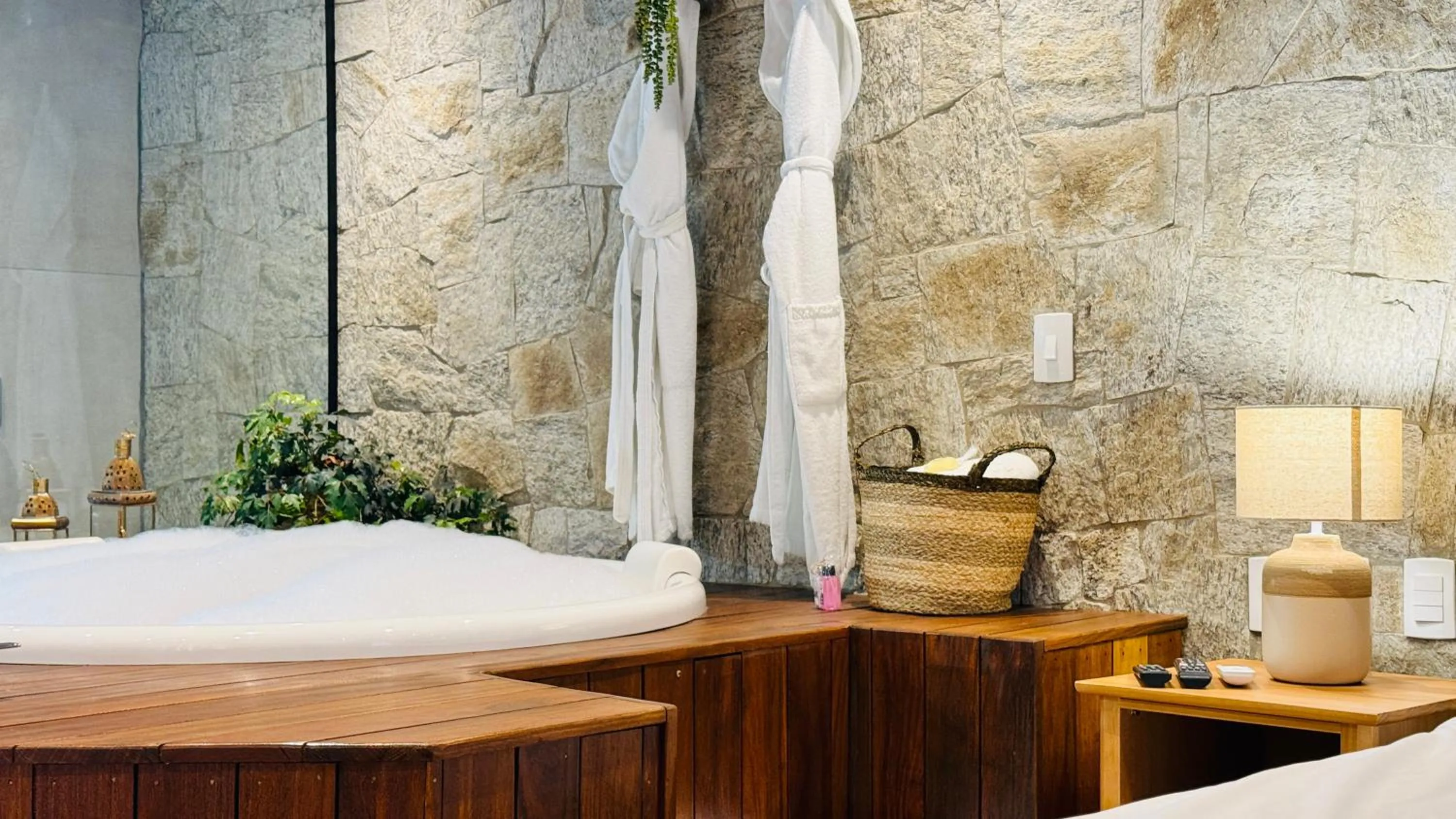 Hot Tub in Pousada Villa D'Amore