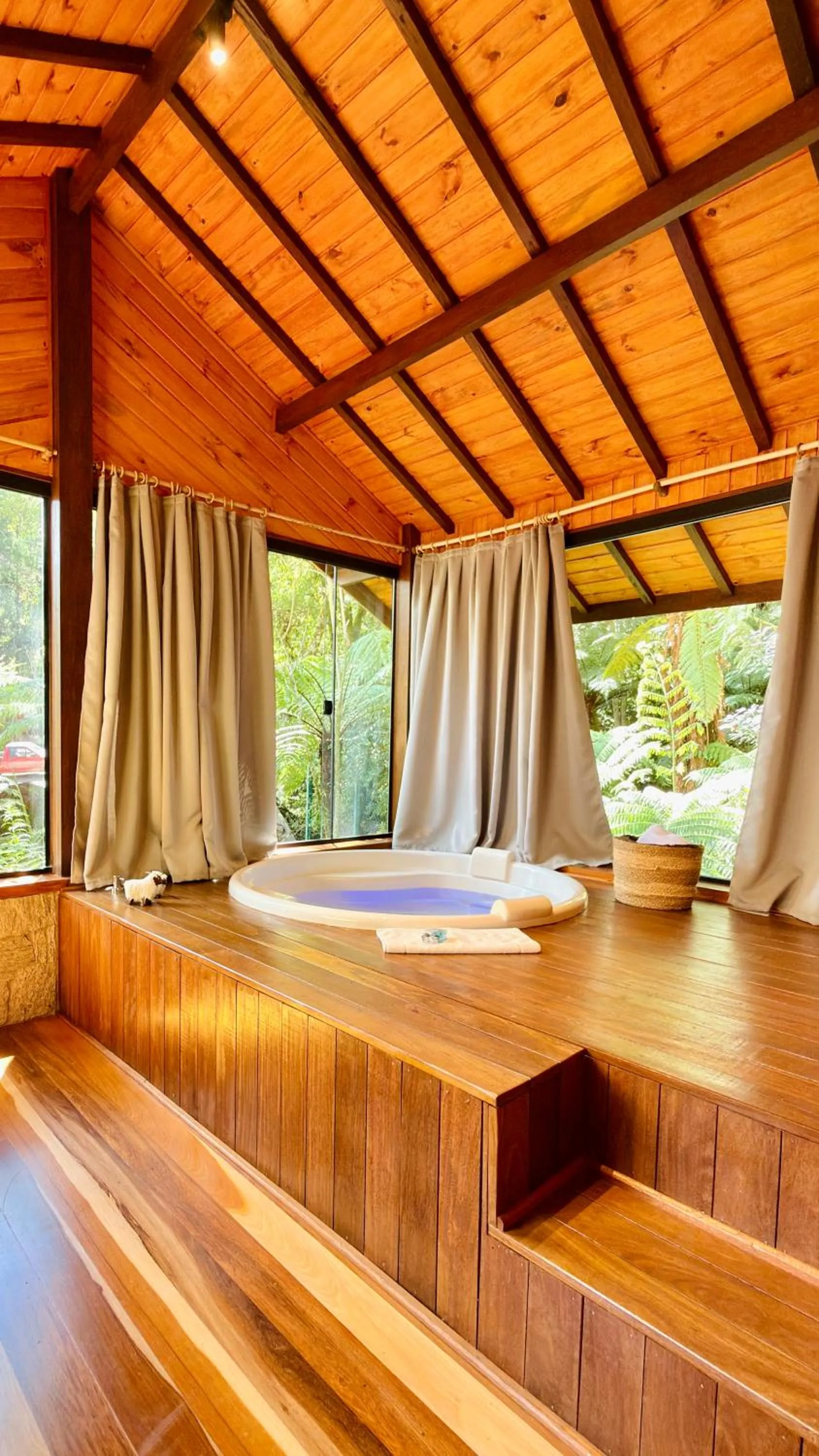 Hot Tub in Pousada Villa D'Amore