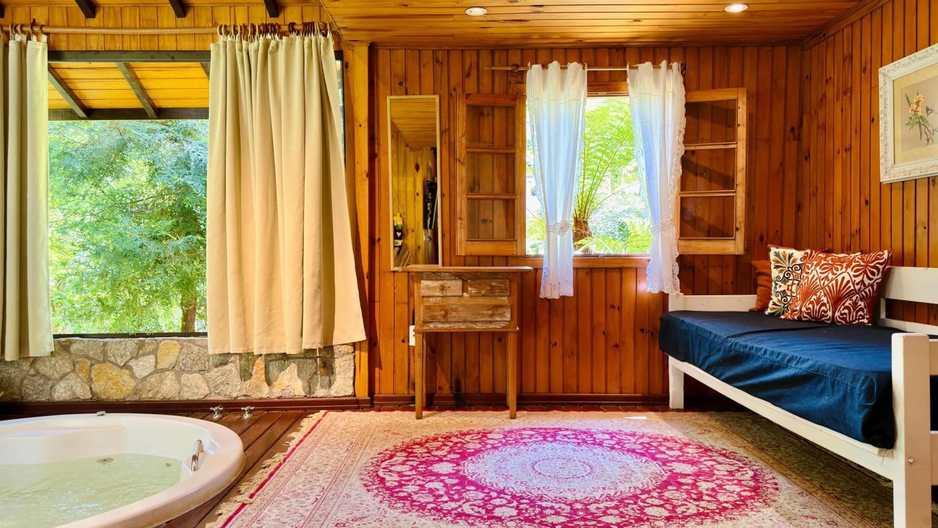 Hot Tub, Bed in Pousada Villa D'Amore