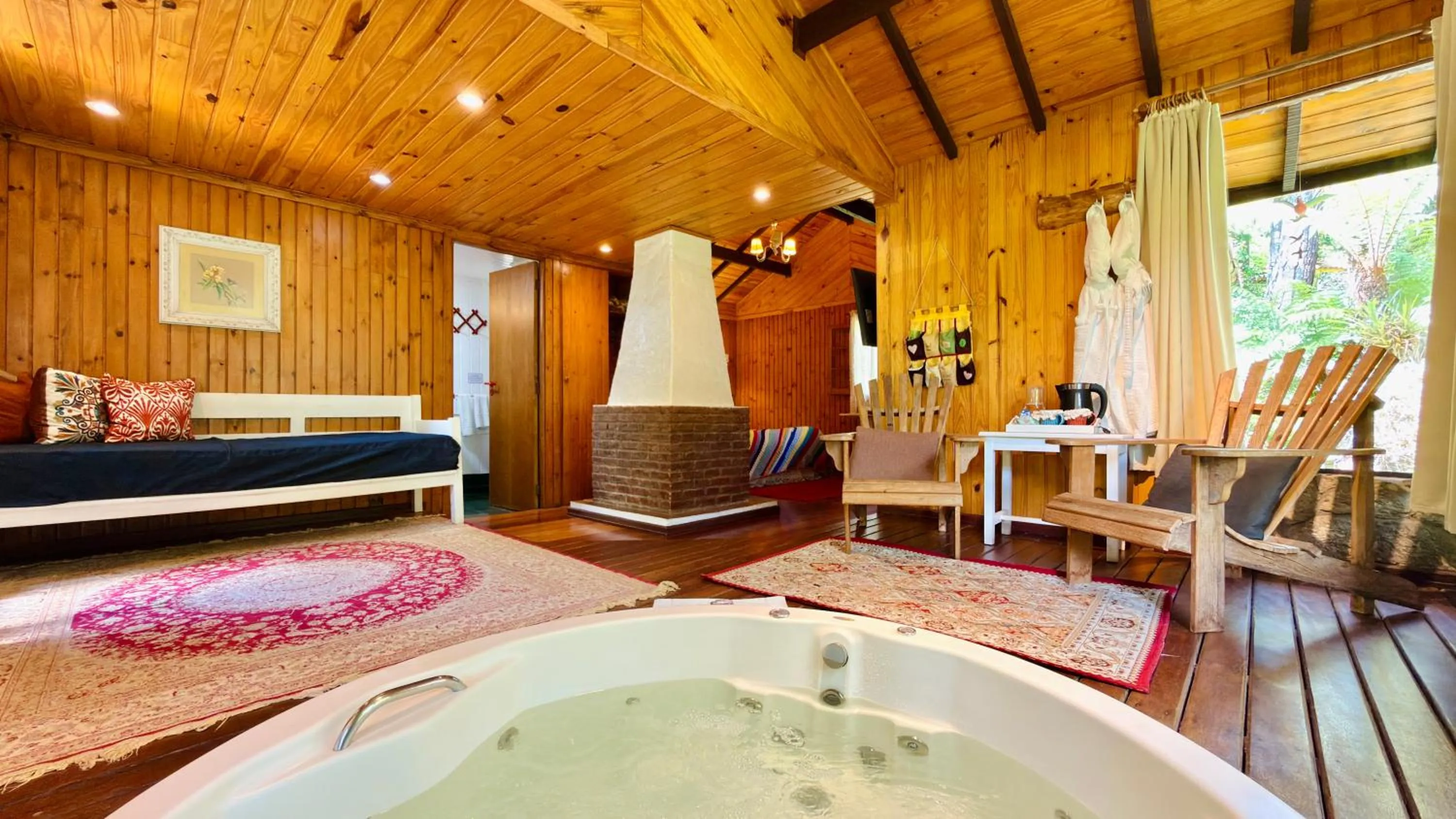 Hot Tub in Pousada Villa D'Amore