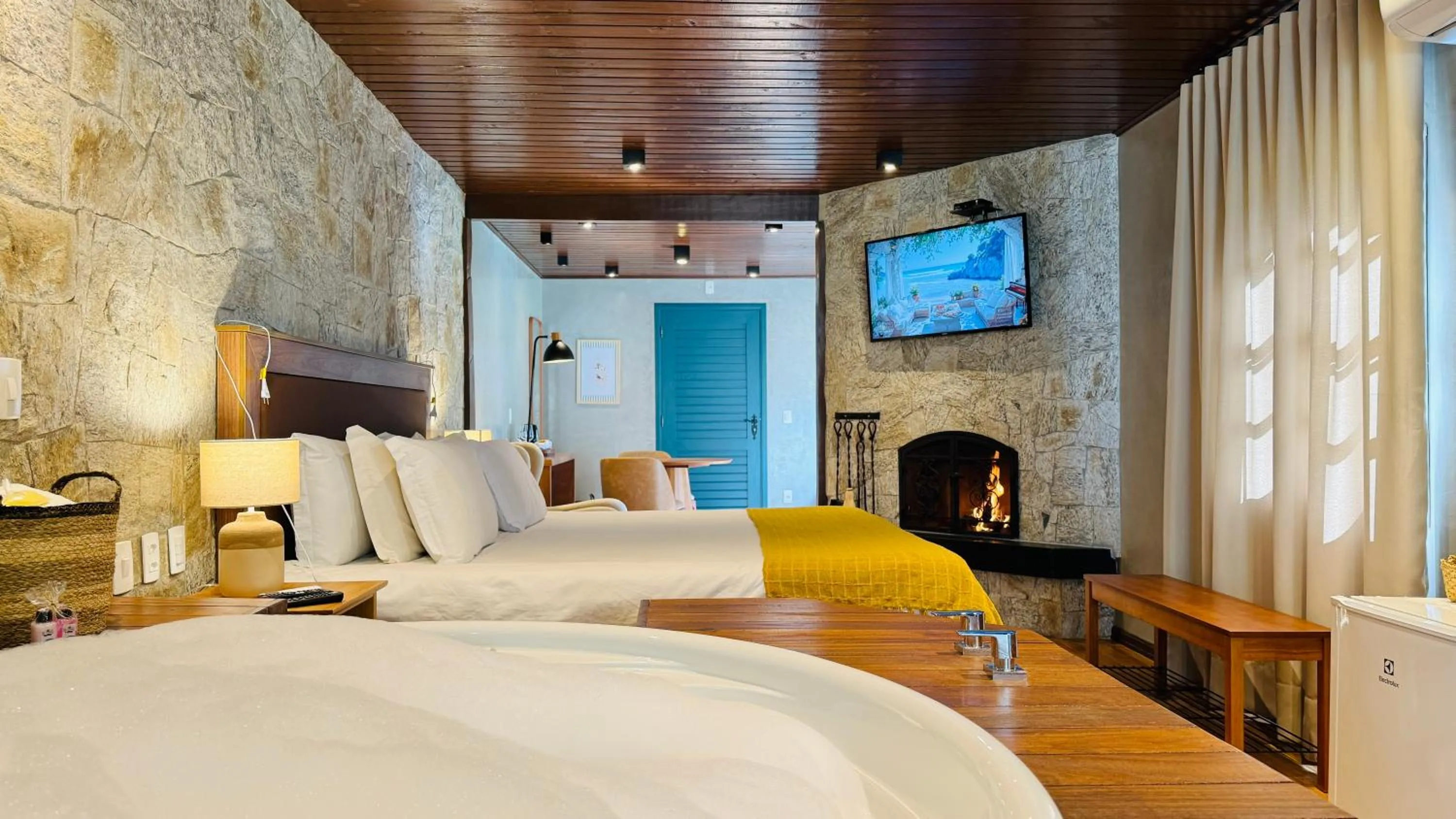 Photo of the whole room, Bed in Pousada Villa D'Amore