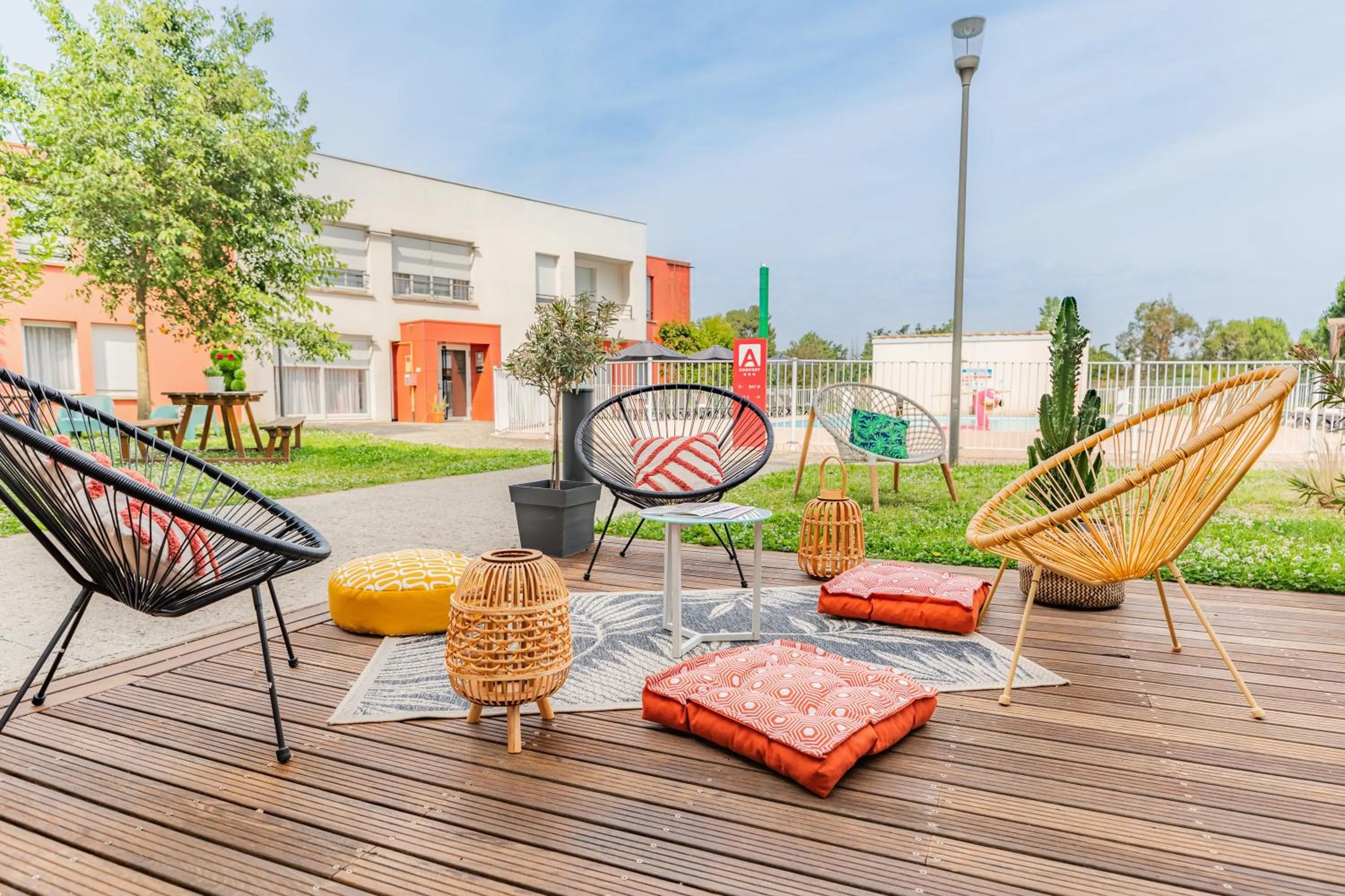 Patio in Appart'City Confort Toulouse Aéroport Cornebarrieu