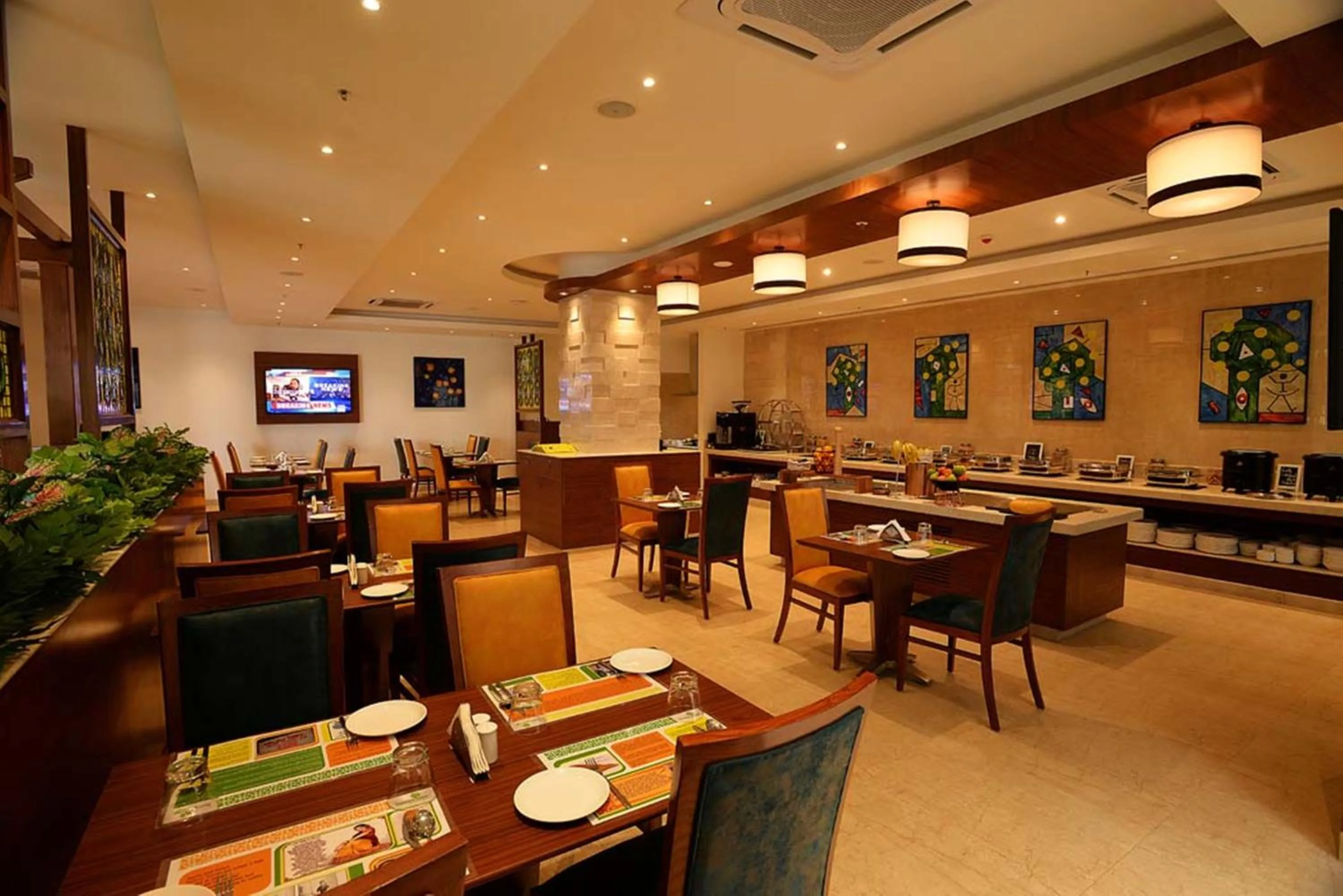 Restaurant/places to eat in Lemon Tree Hotel Coimbatore