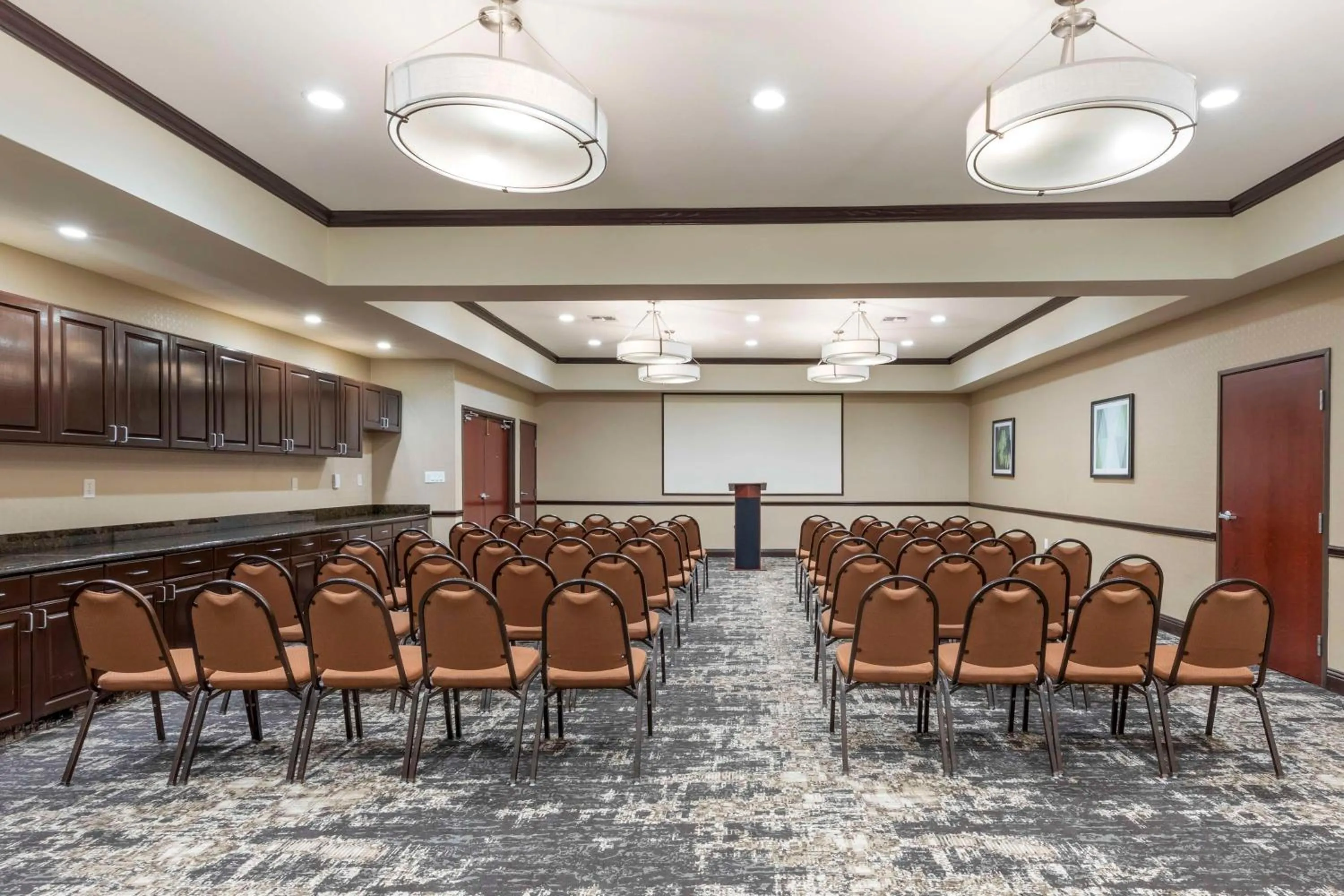 Meeting/conference room in Best Western Plus Duncanville Dallas