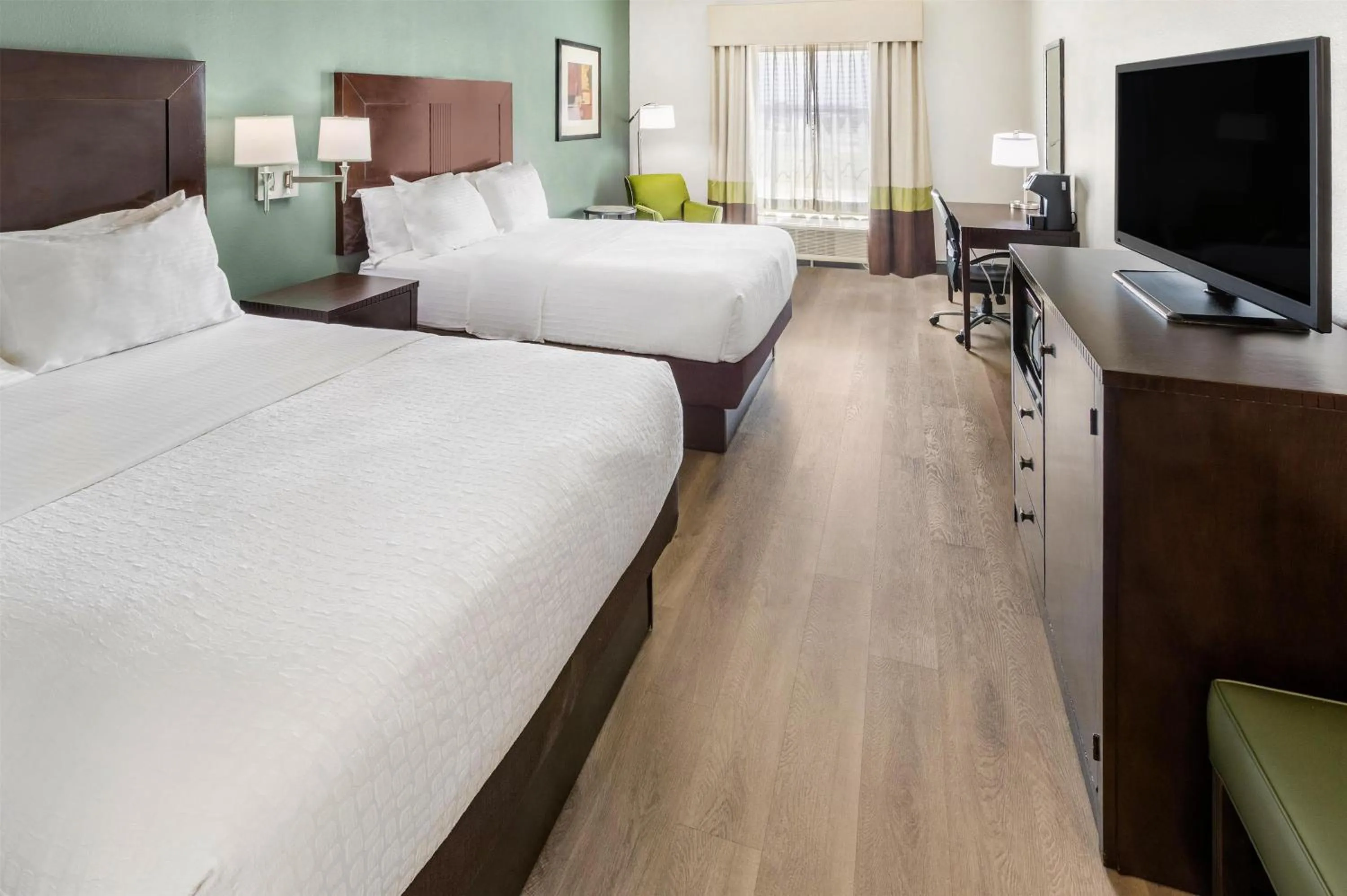 Bedroom, Bed in Best Western Plus Duncanville Dallas