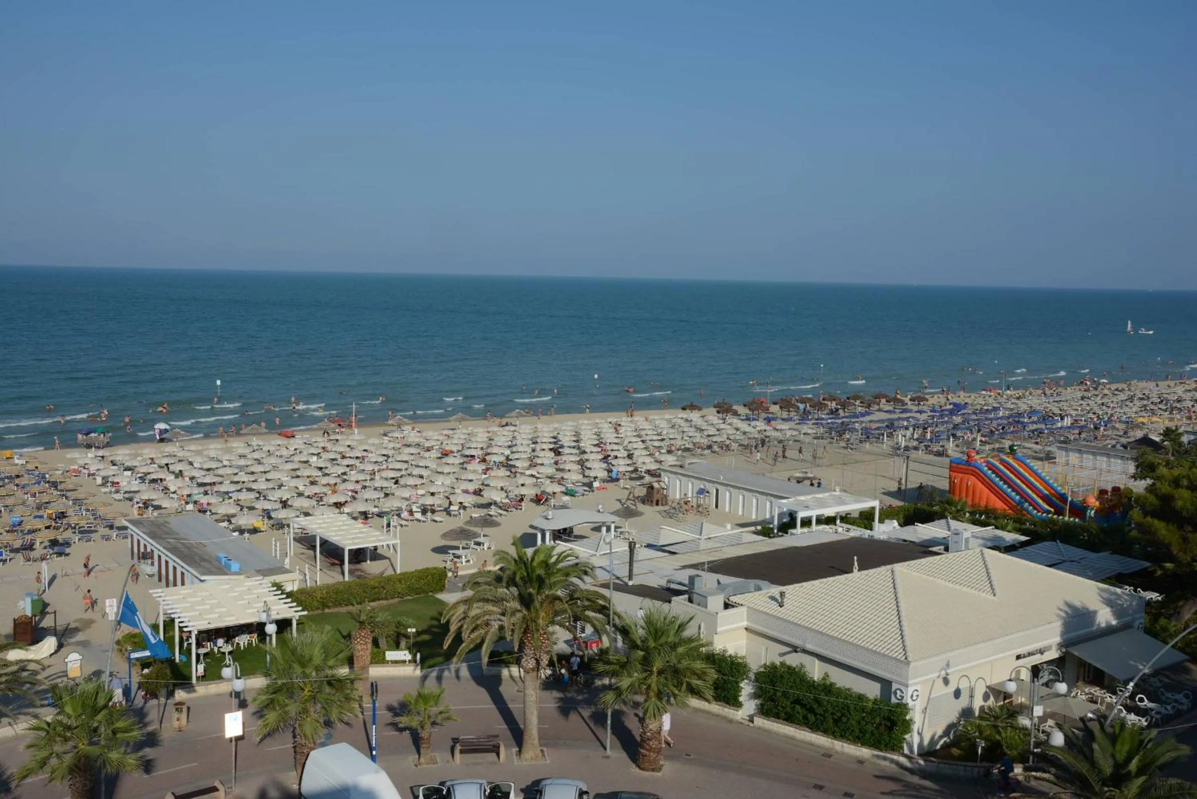 Beach in Residence Helene