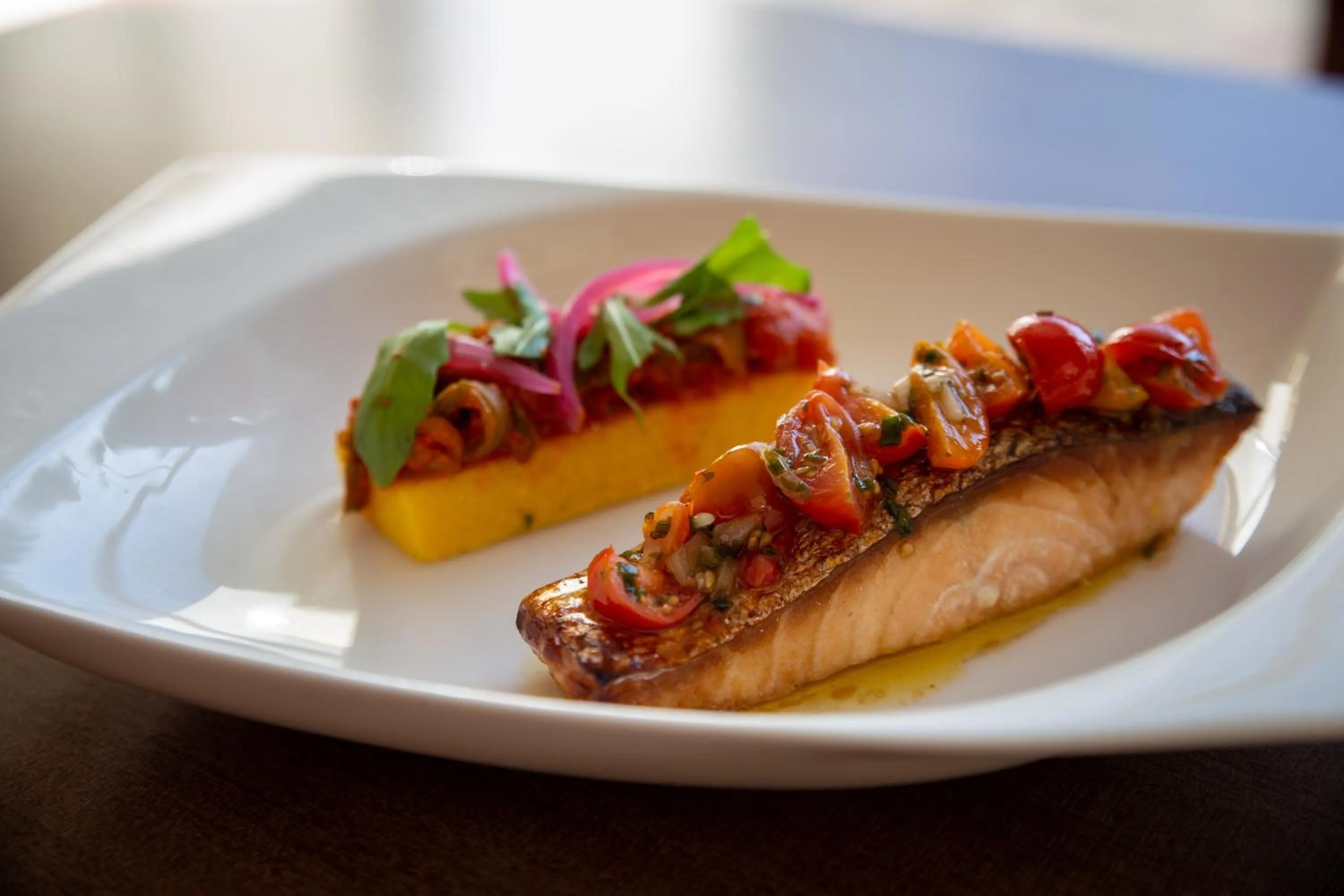 Restaurant/places to eat in Clarion Paris CDG Airport