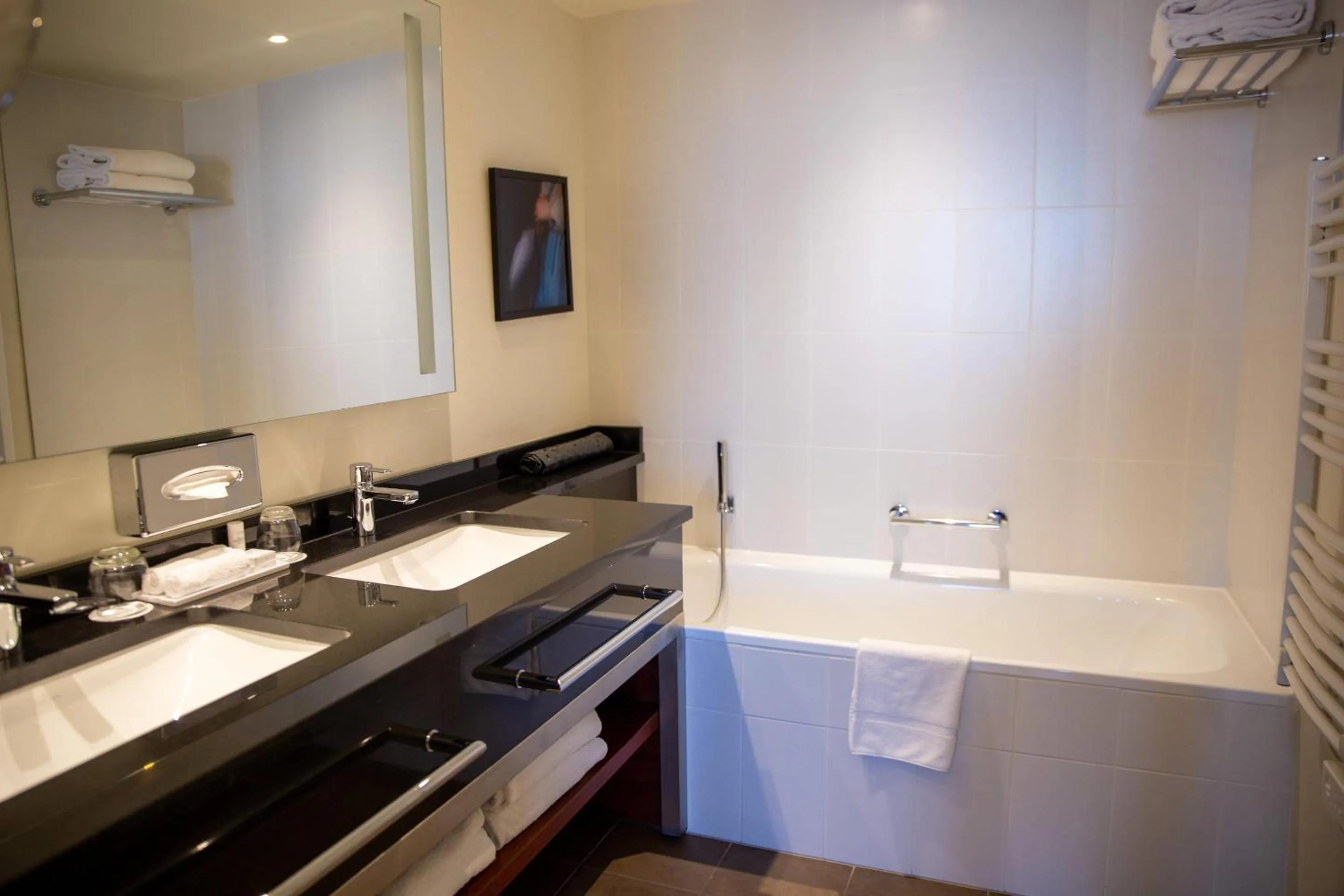 Bedroom in Clarion Paris CDG Airport