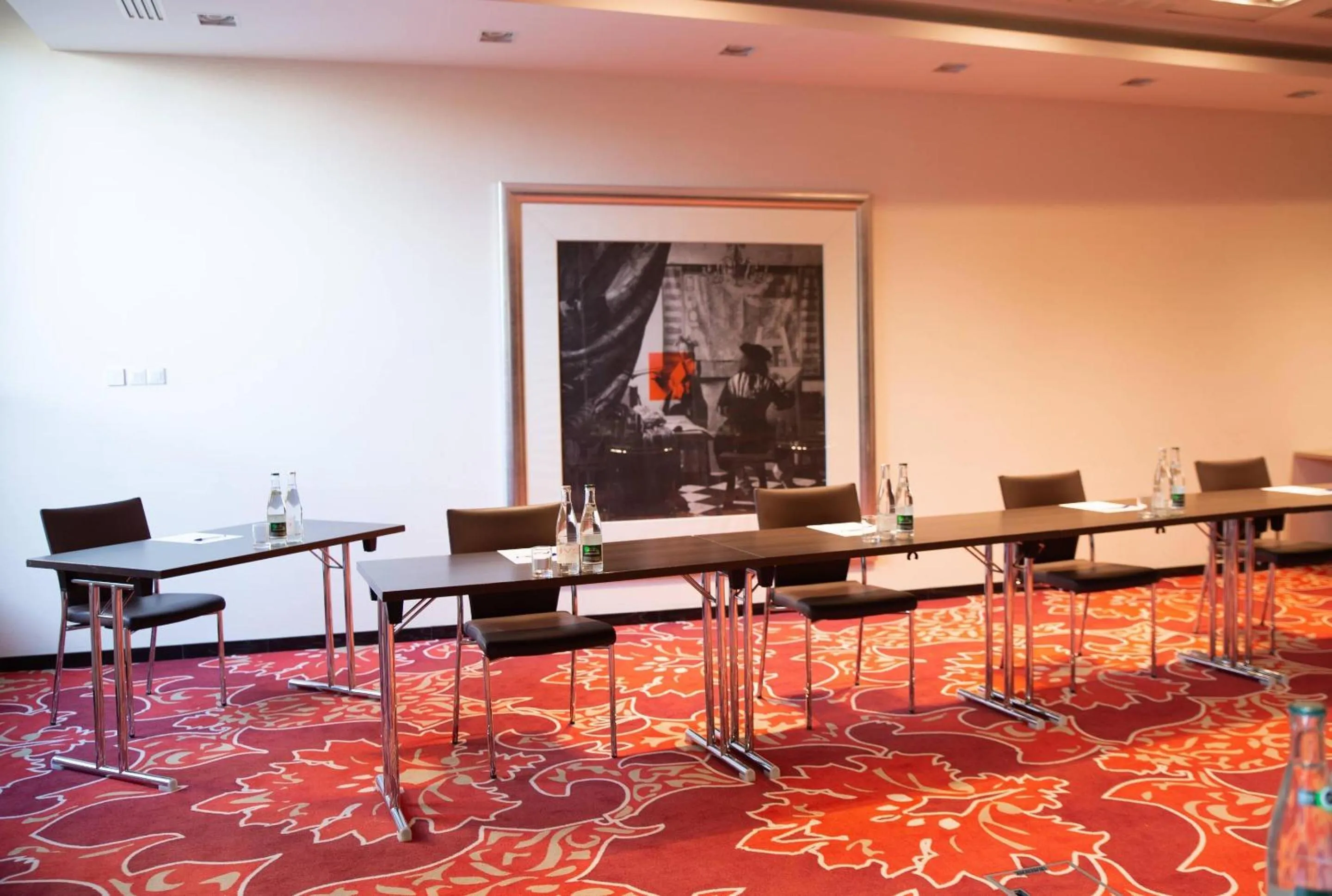 Meeting/conference room in Clarion Paris CDG Airport
