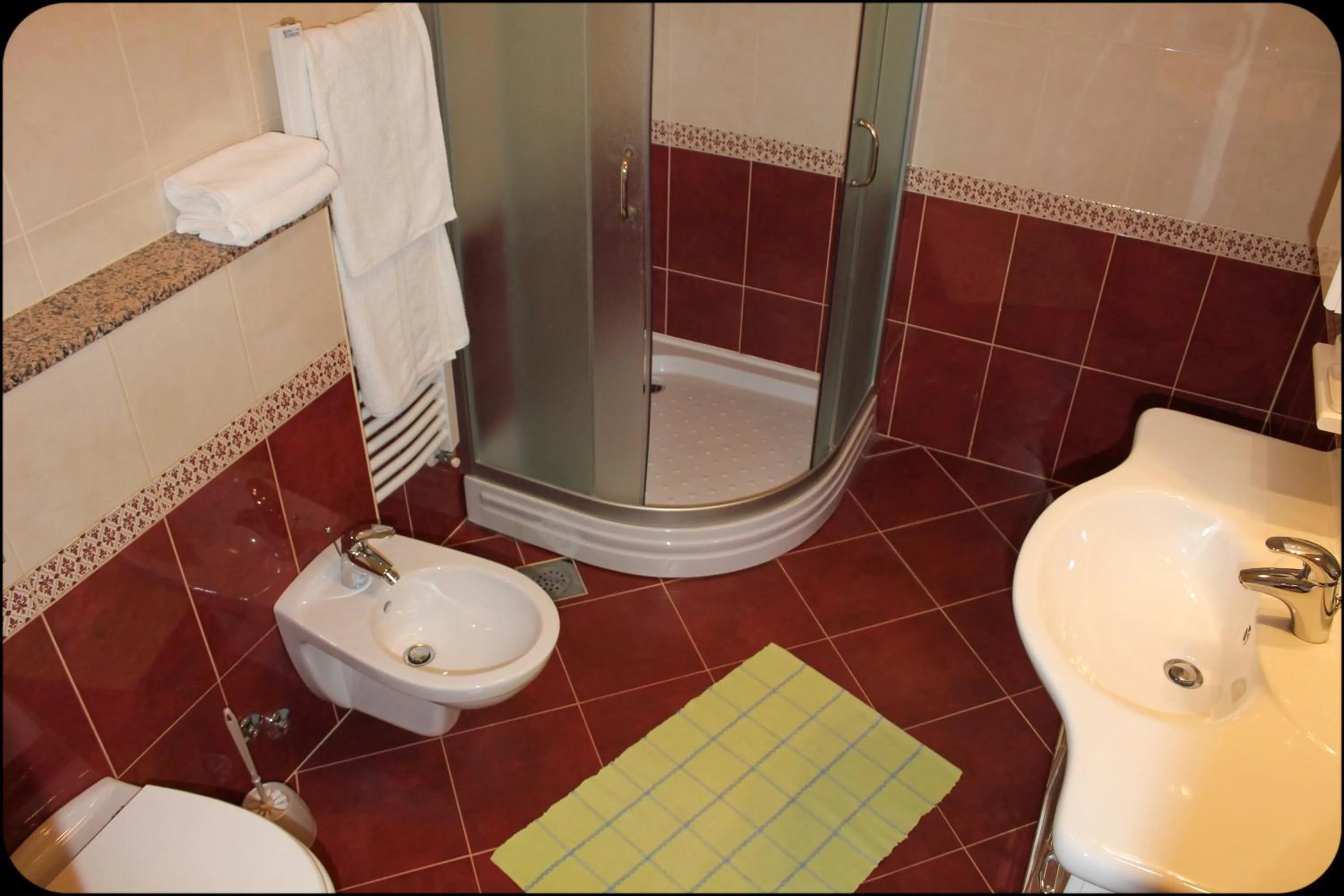Bathroom in Gargamelo Pension