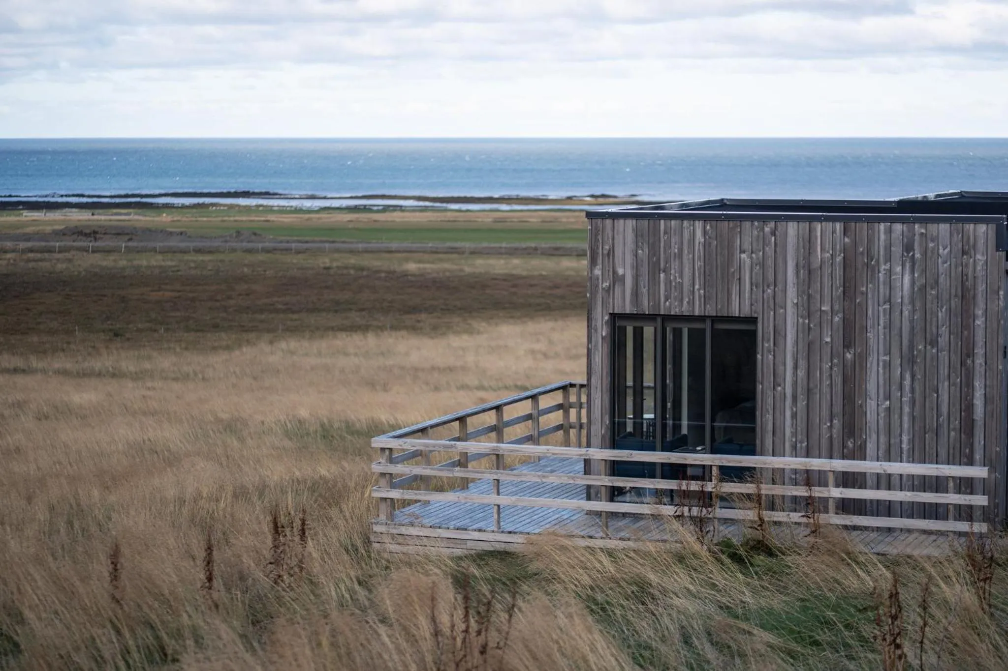 Property building in Dis Cottages