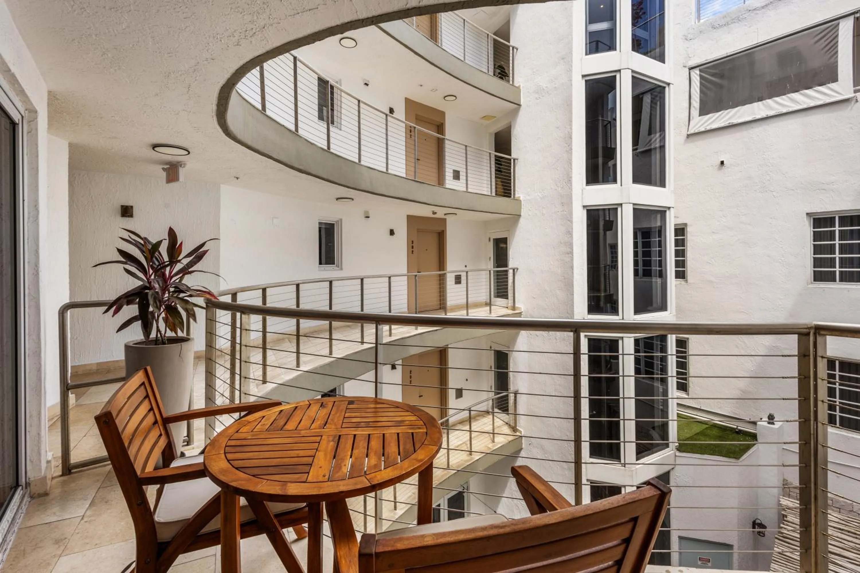 Bentley Hotel South Beach