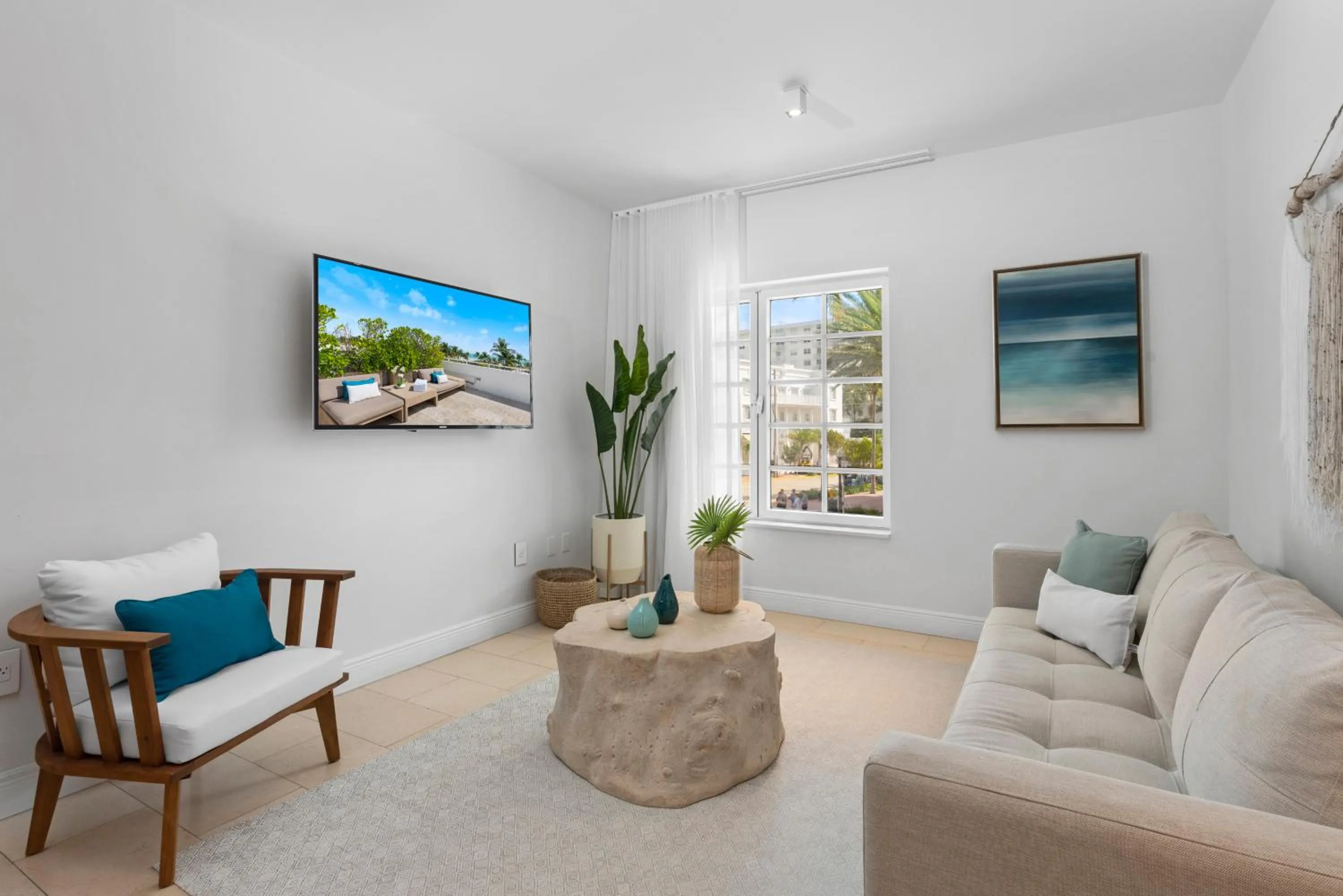 Living room in Bentley Hotel South Beach